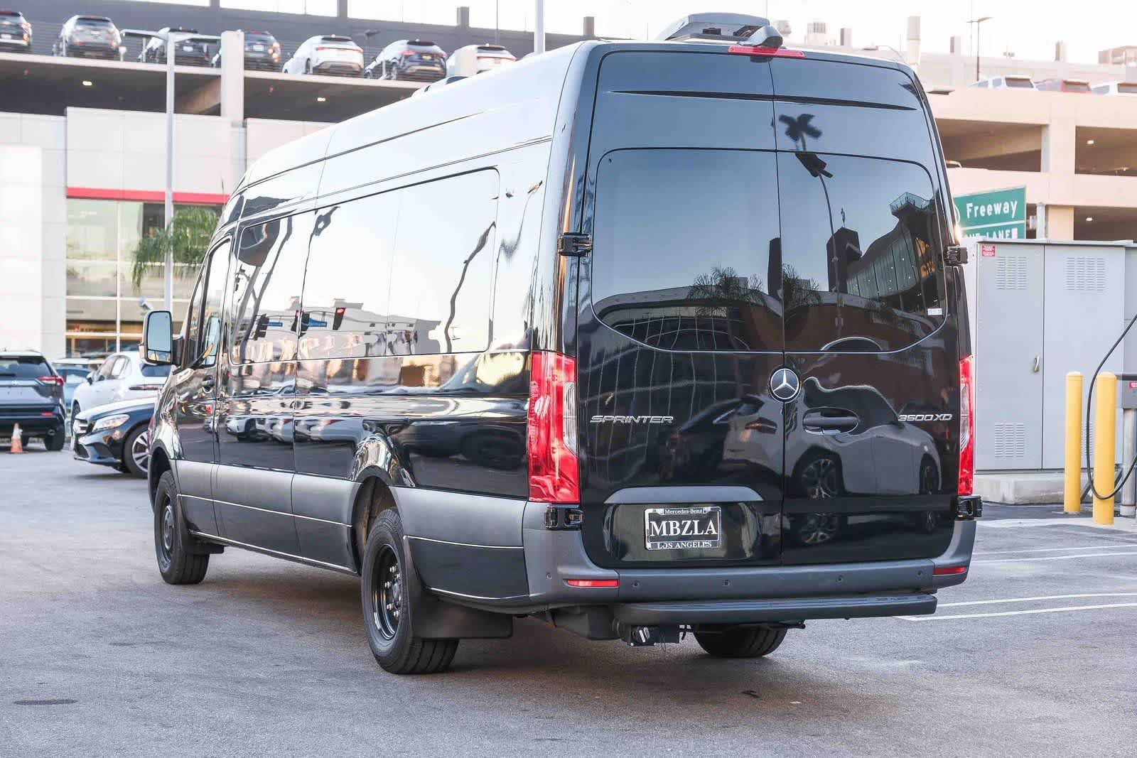 Thumbnail: 2024 Mercedes-Benz Sprinter - 7