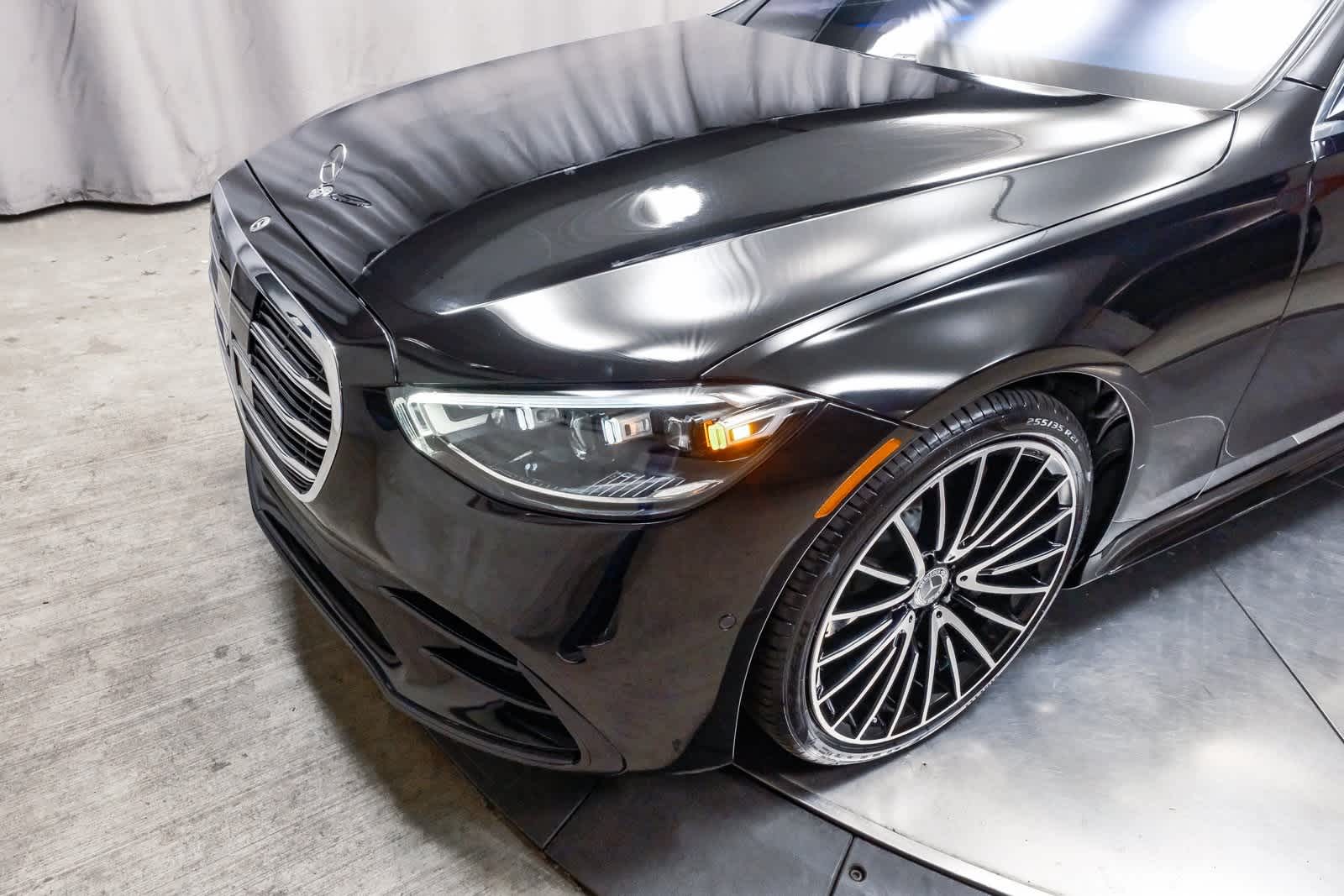 Thumbnail: 2022 Mercedes-Benz S-Class - 12