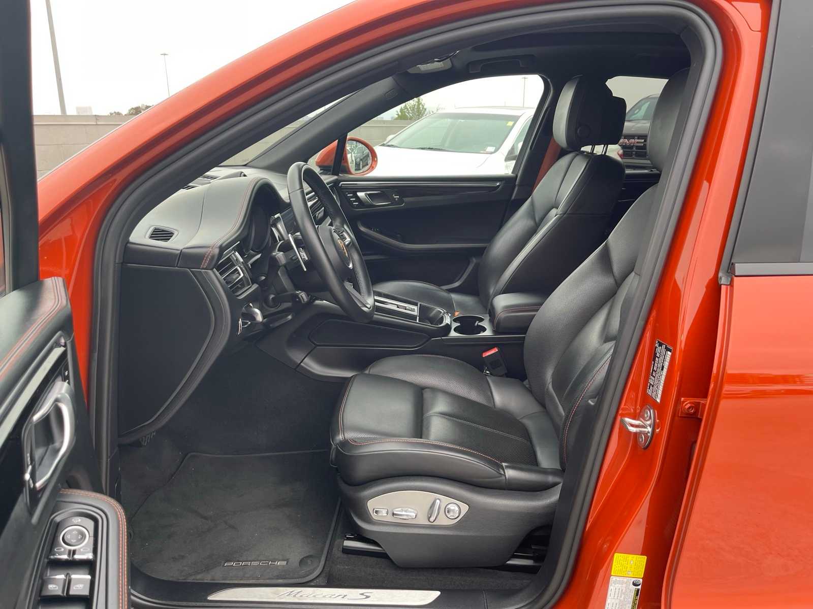 2023 Porsche Macan S 5