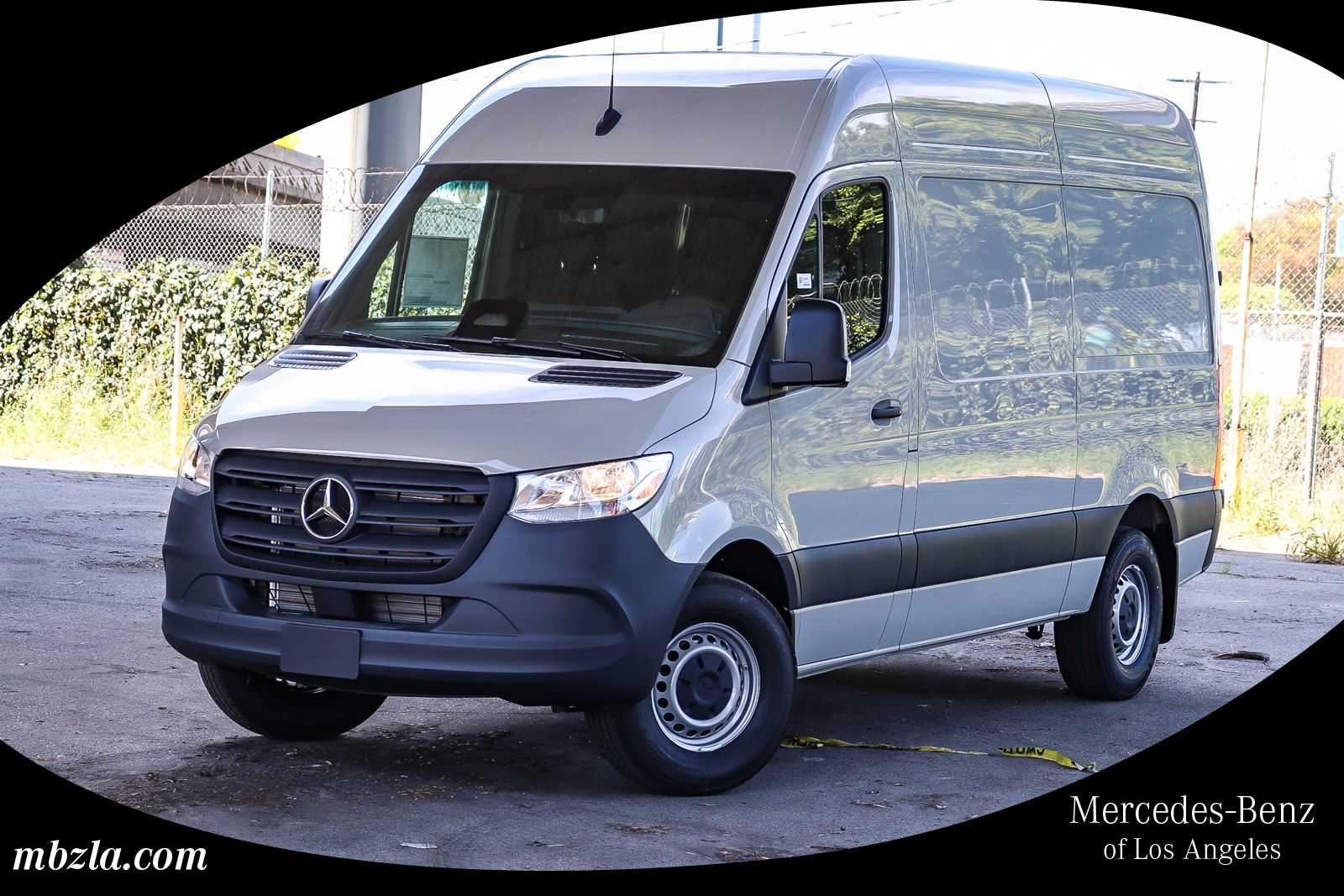 Thumbnail: 2026 Mercedes-Benz Sprinter - 1