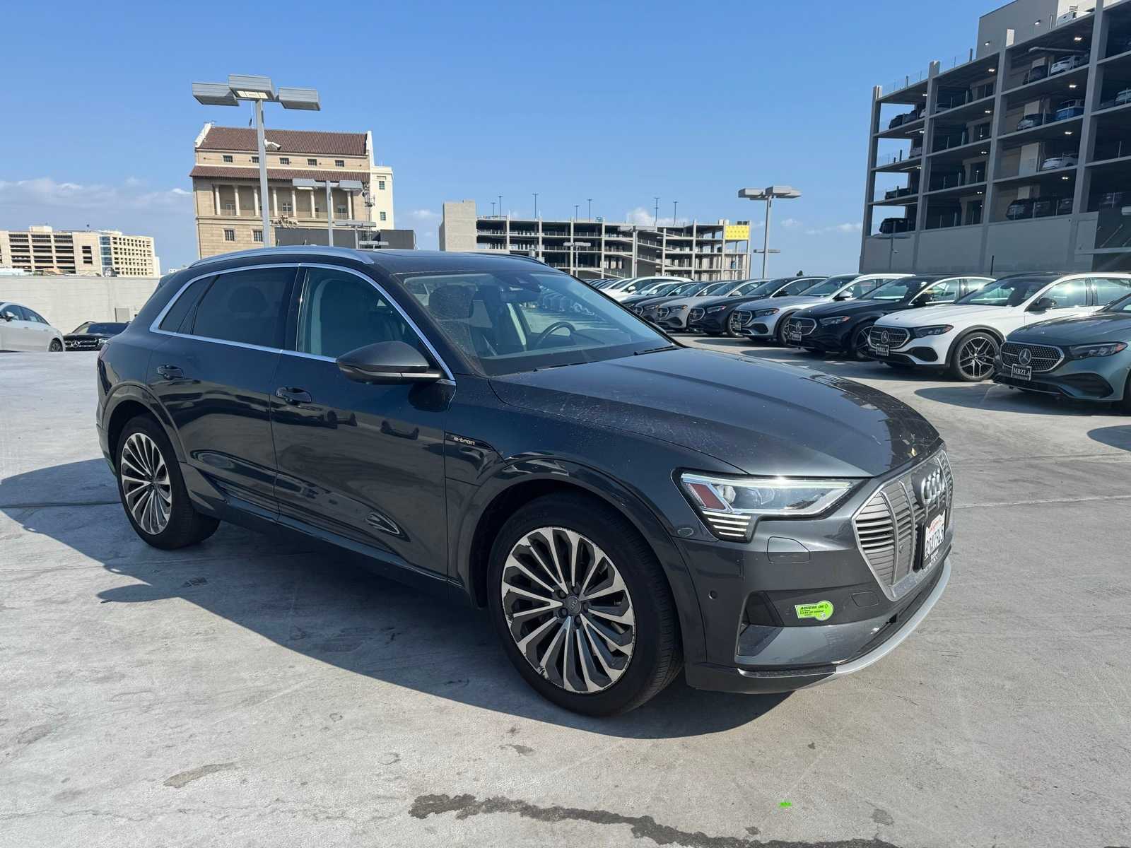 Thumbnail: 2019 Audi e-tron - 2