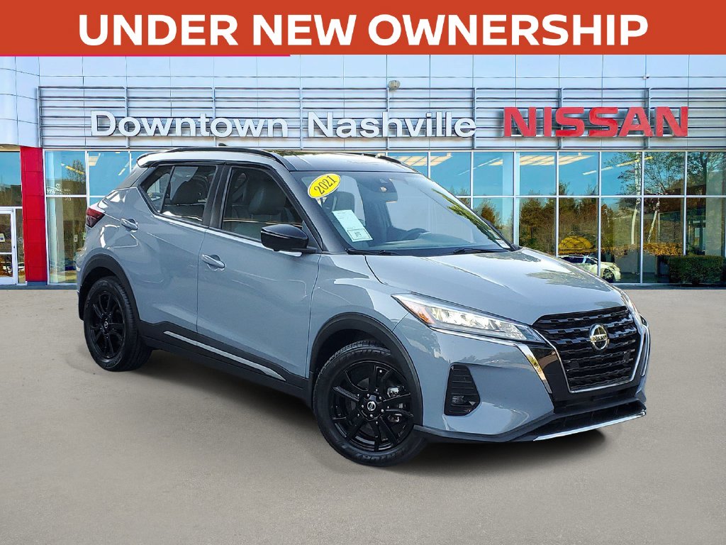 2021 Nissan Kicks SR