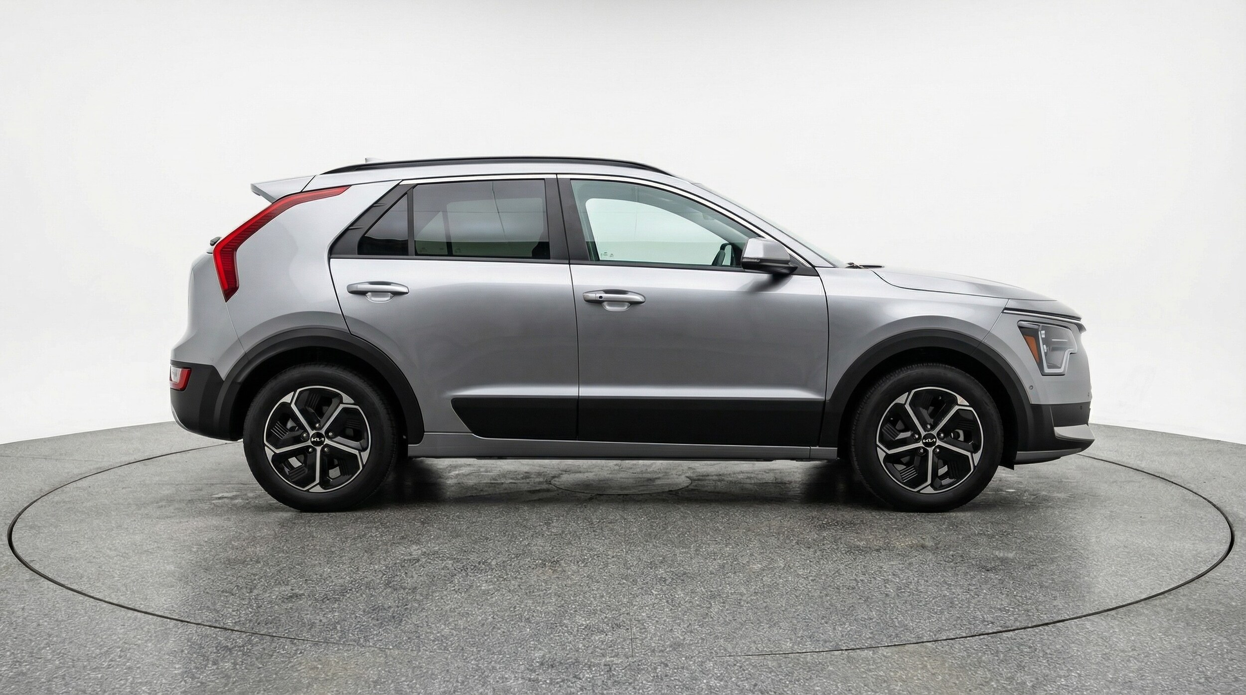 Thumbnail: 2026 Kia Niro - 8