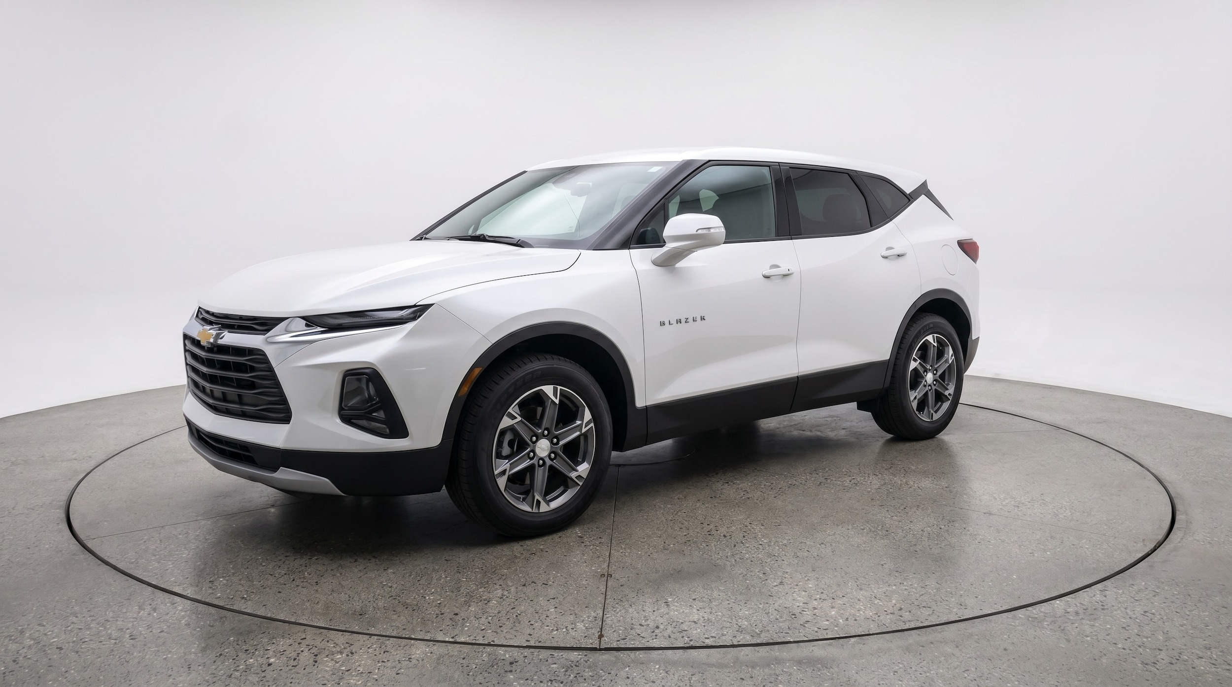 Thumbnail: 2025 Chevrolet Blazer - 3