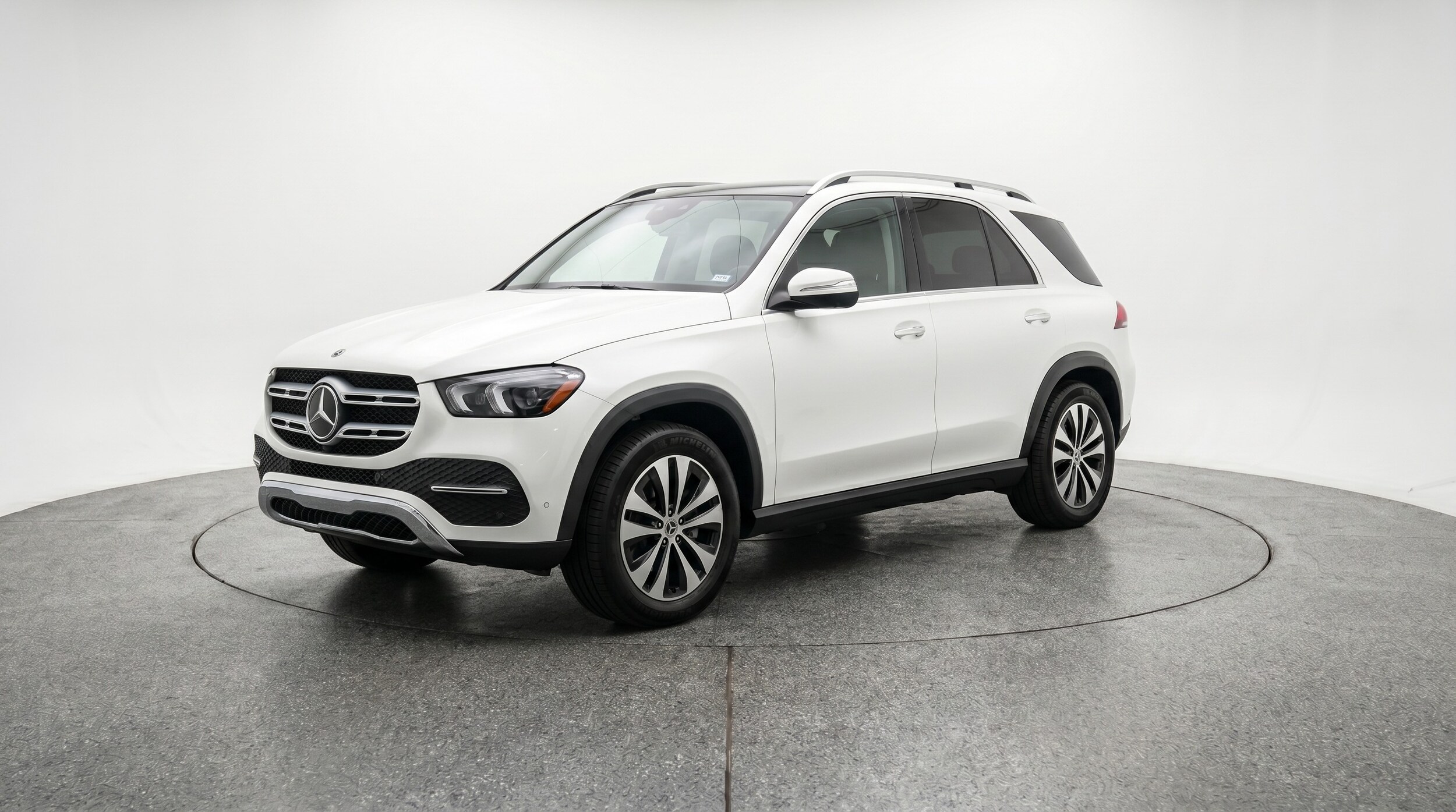 Thumbnail: 2026 Mercedes-Benz GLE - 3