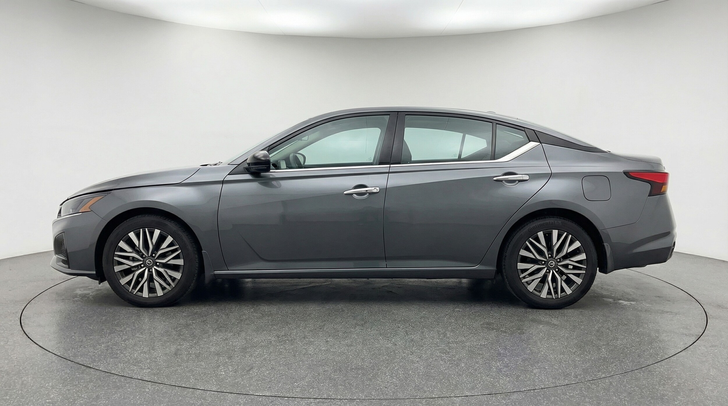 Thumbnail: 2025 Nissan Altima - 4