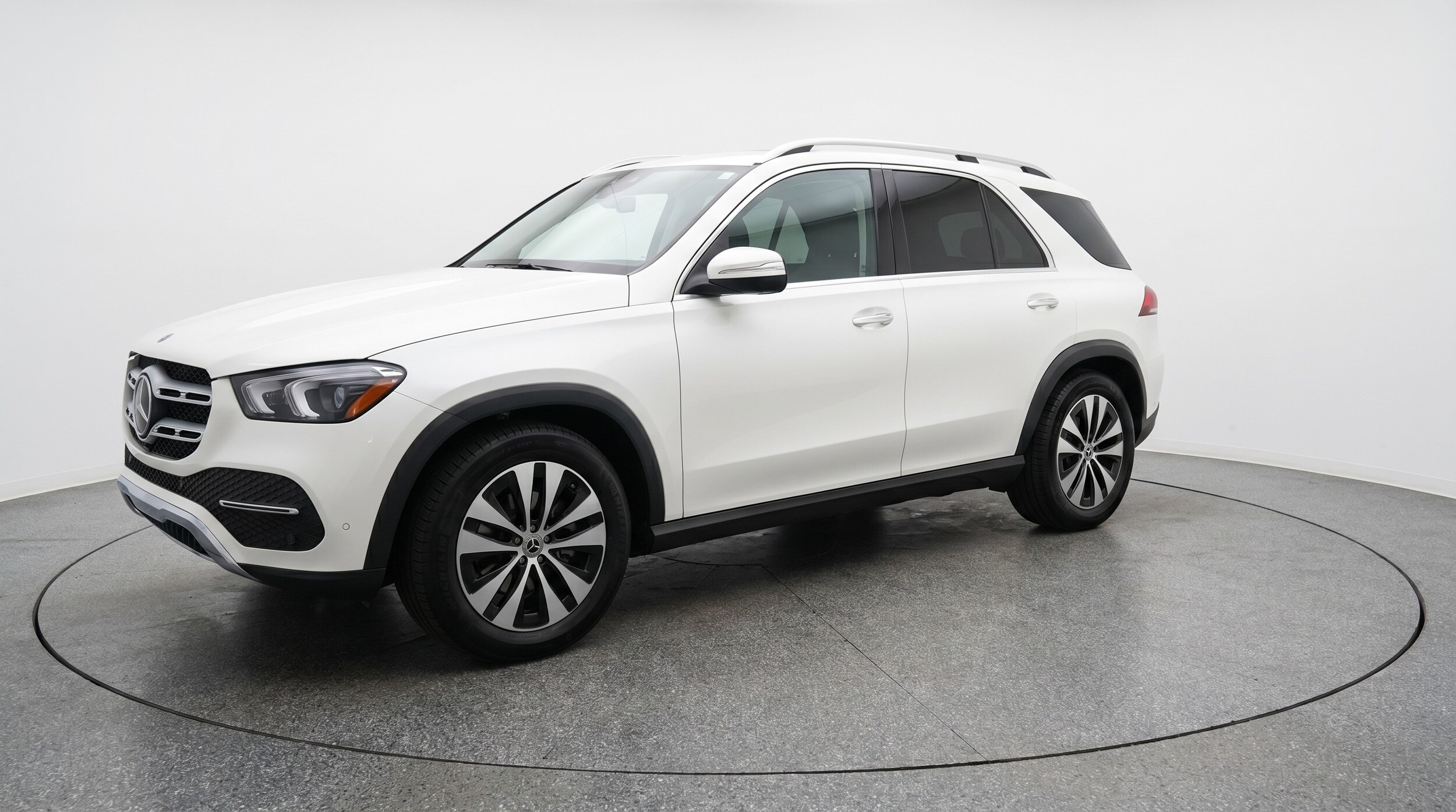 Thumbnail: 2026 Mercedes-Benz GLE - 3