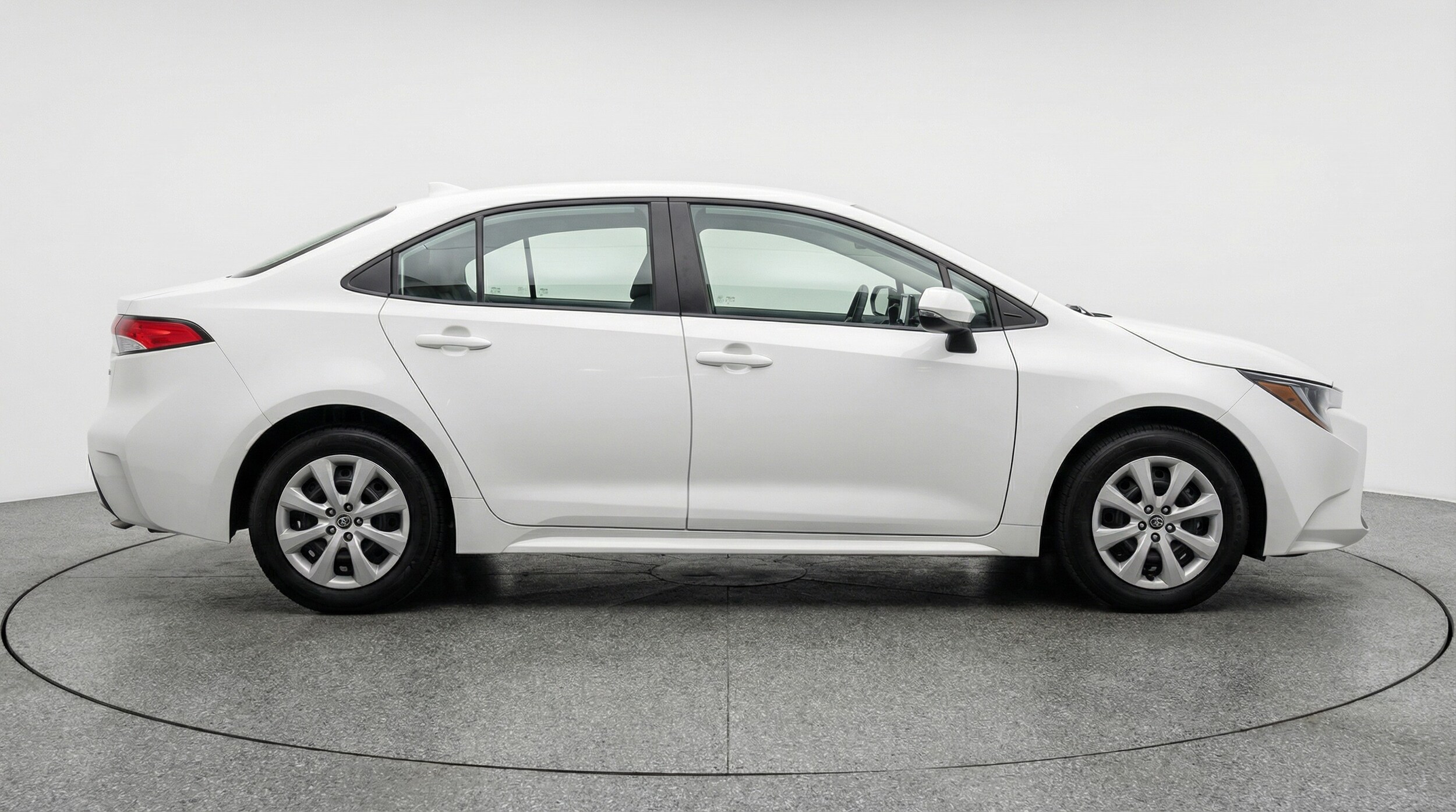 Thumbnail: 2025 Toyota Corolla - 8
