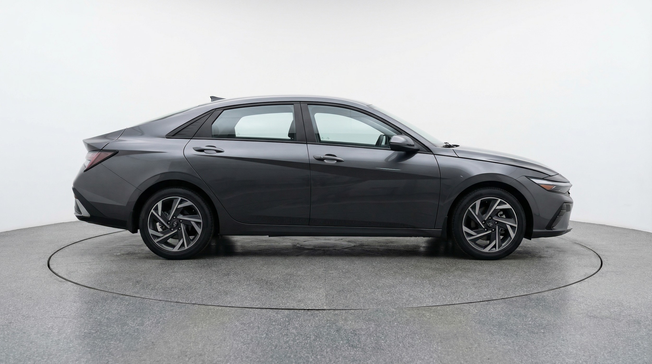 Thumbnail: 2025 Hyundai Elantra - 8