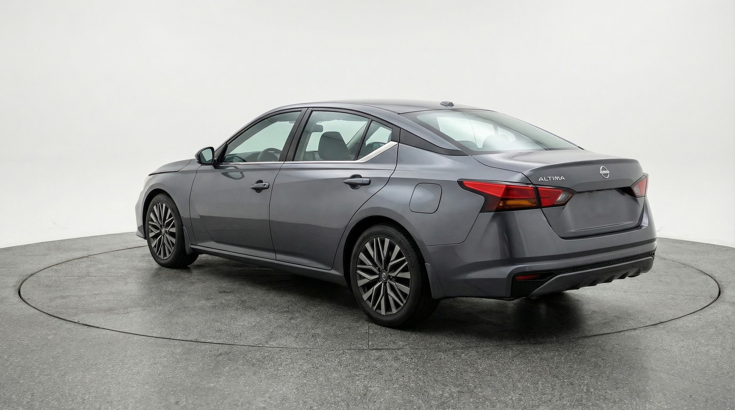 Thumbnail: 2025 Nissan Altima - 5