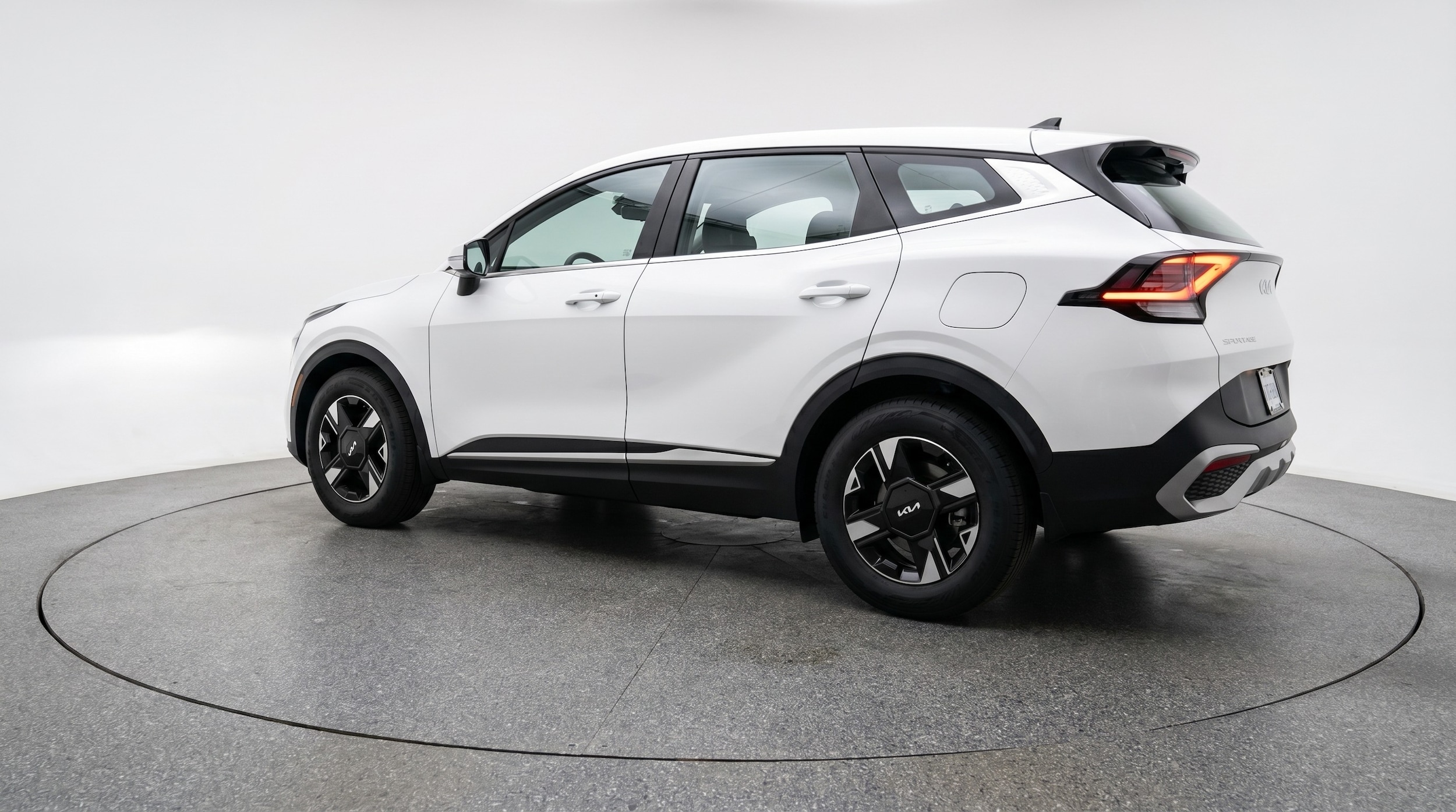 Thumbnail: 2026 Kia Sportage - 5