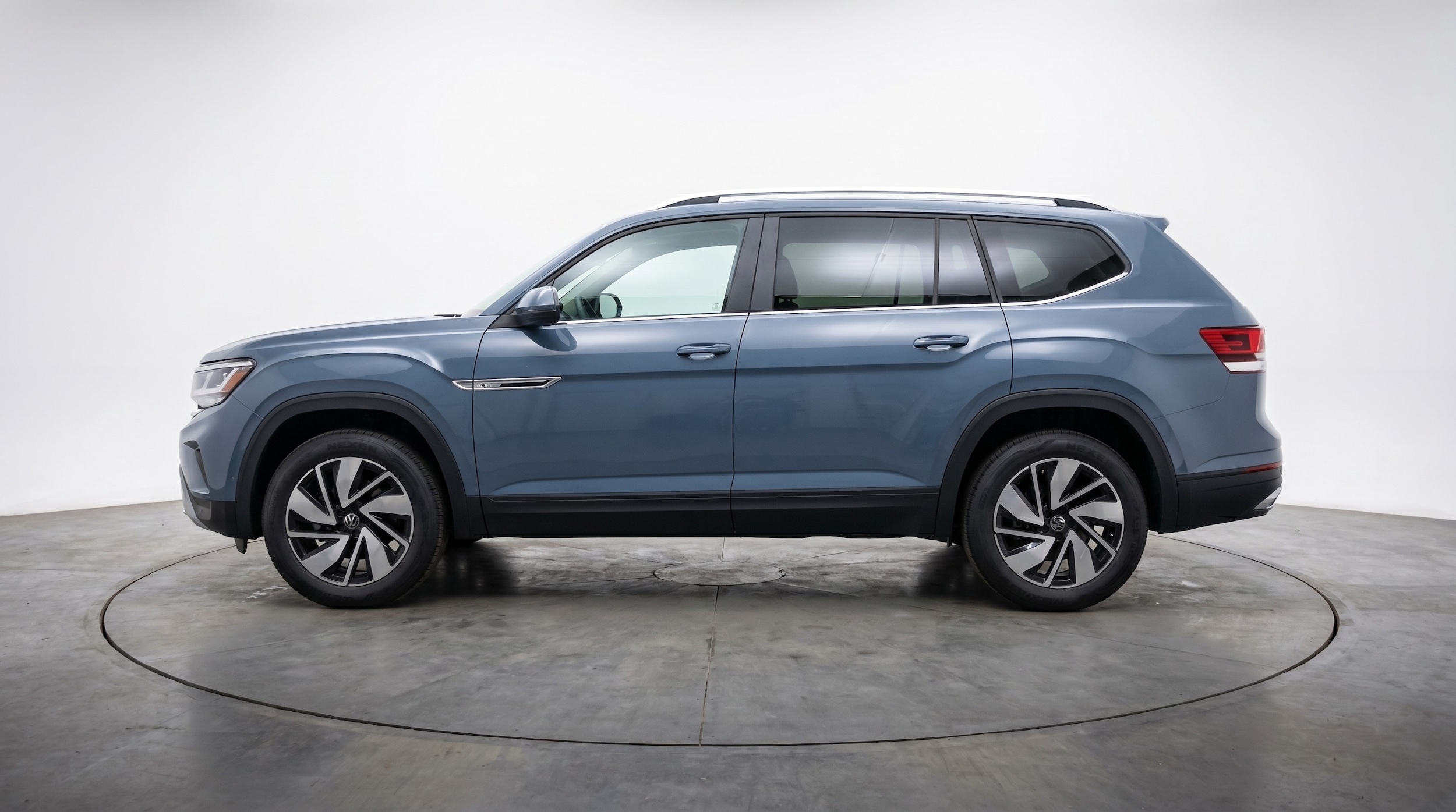 Thumbnail: 2026 Volkswagen Atlas - 4