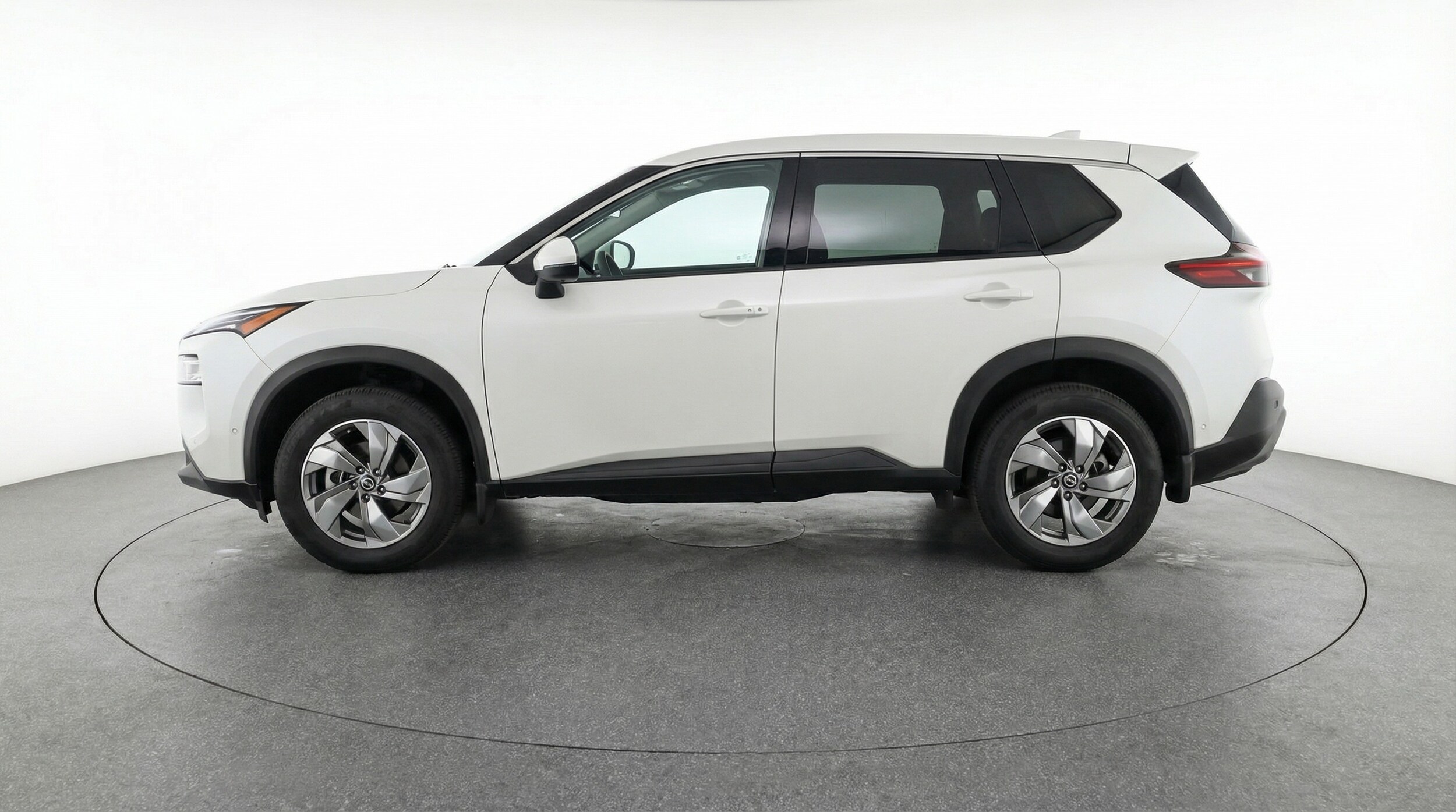 Thumbnail: 2025 Nissan Rogue - 4