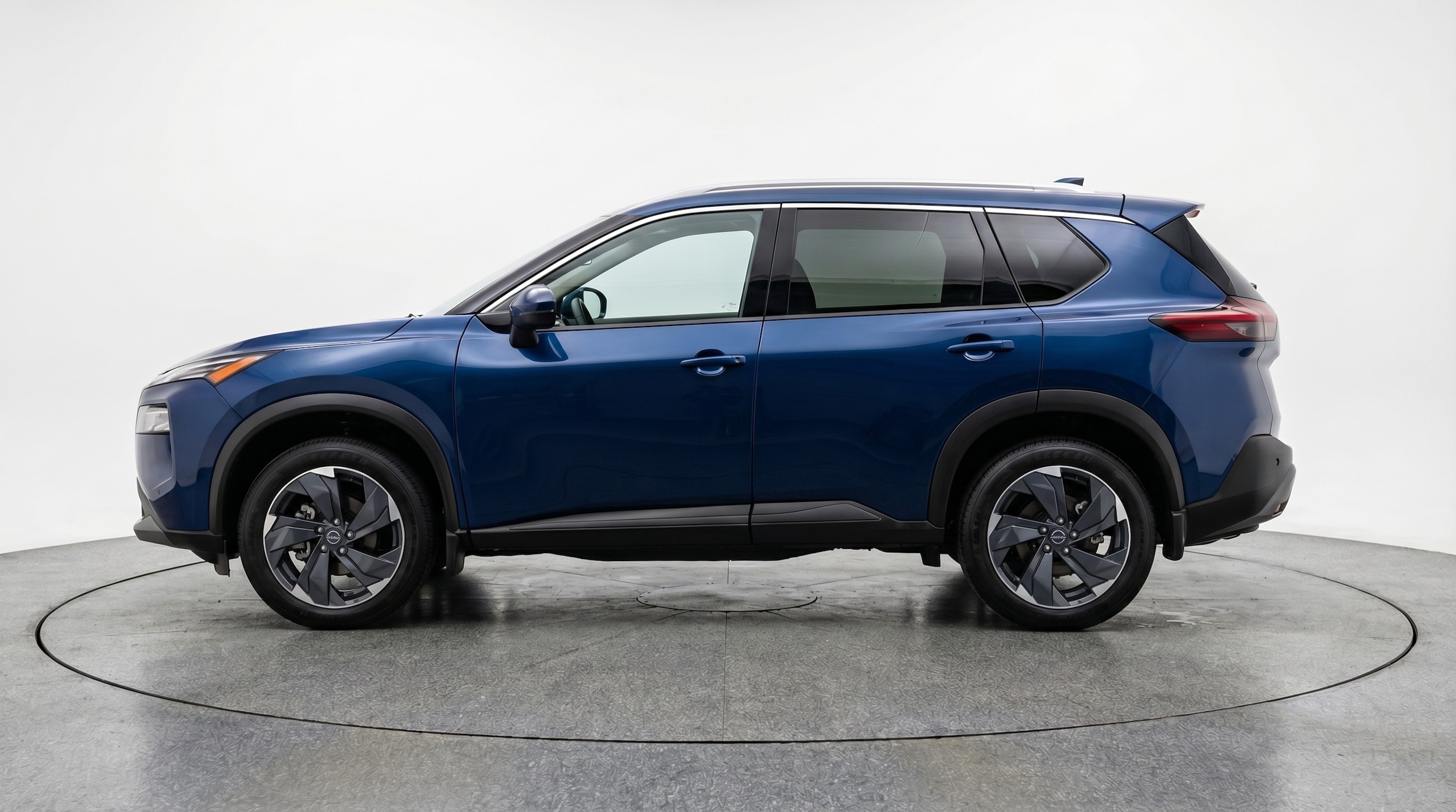Thumbnail: 2025 Nissan Rogue - 4