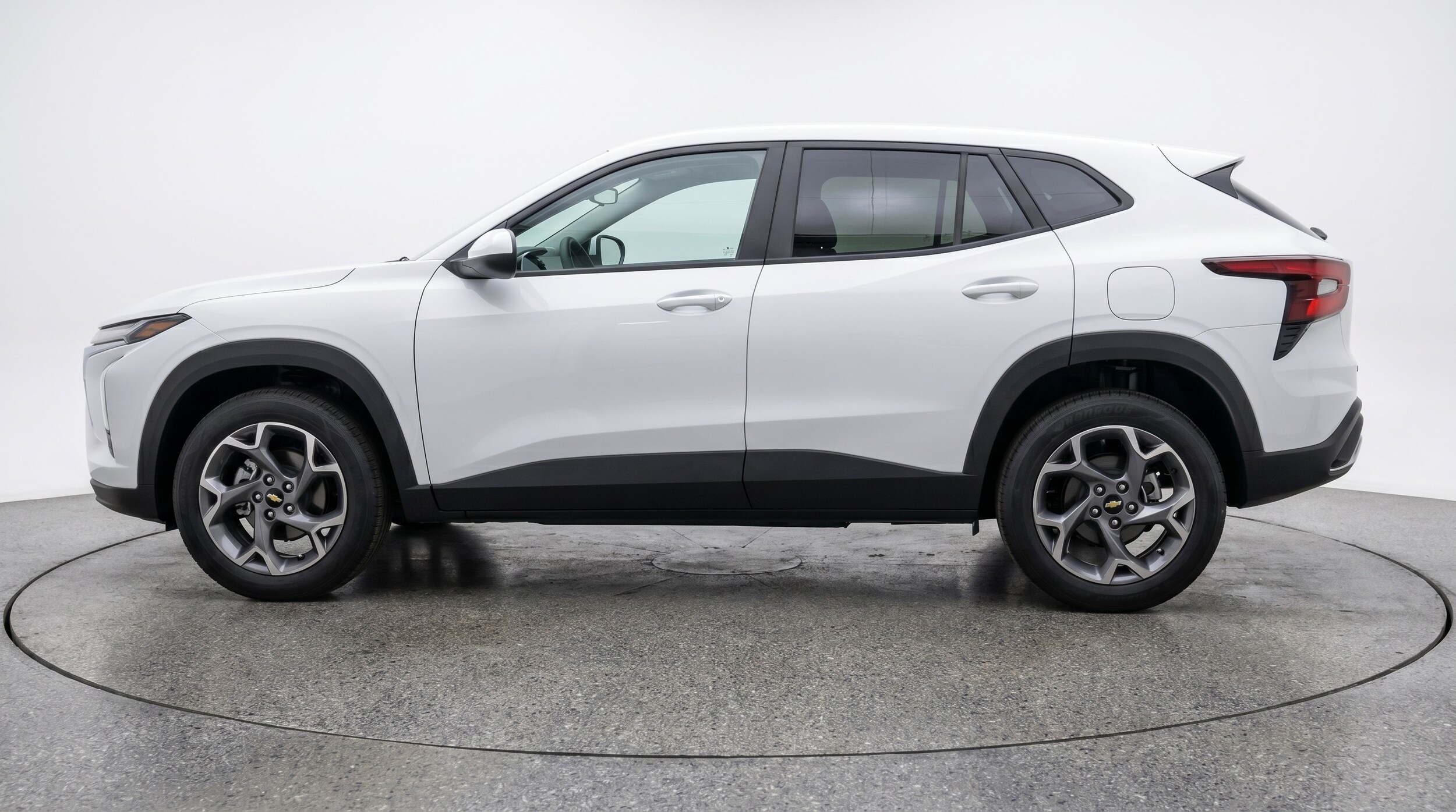 Thumbnail: 2025 Chevrolet Trax - 4