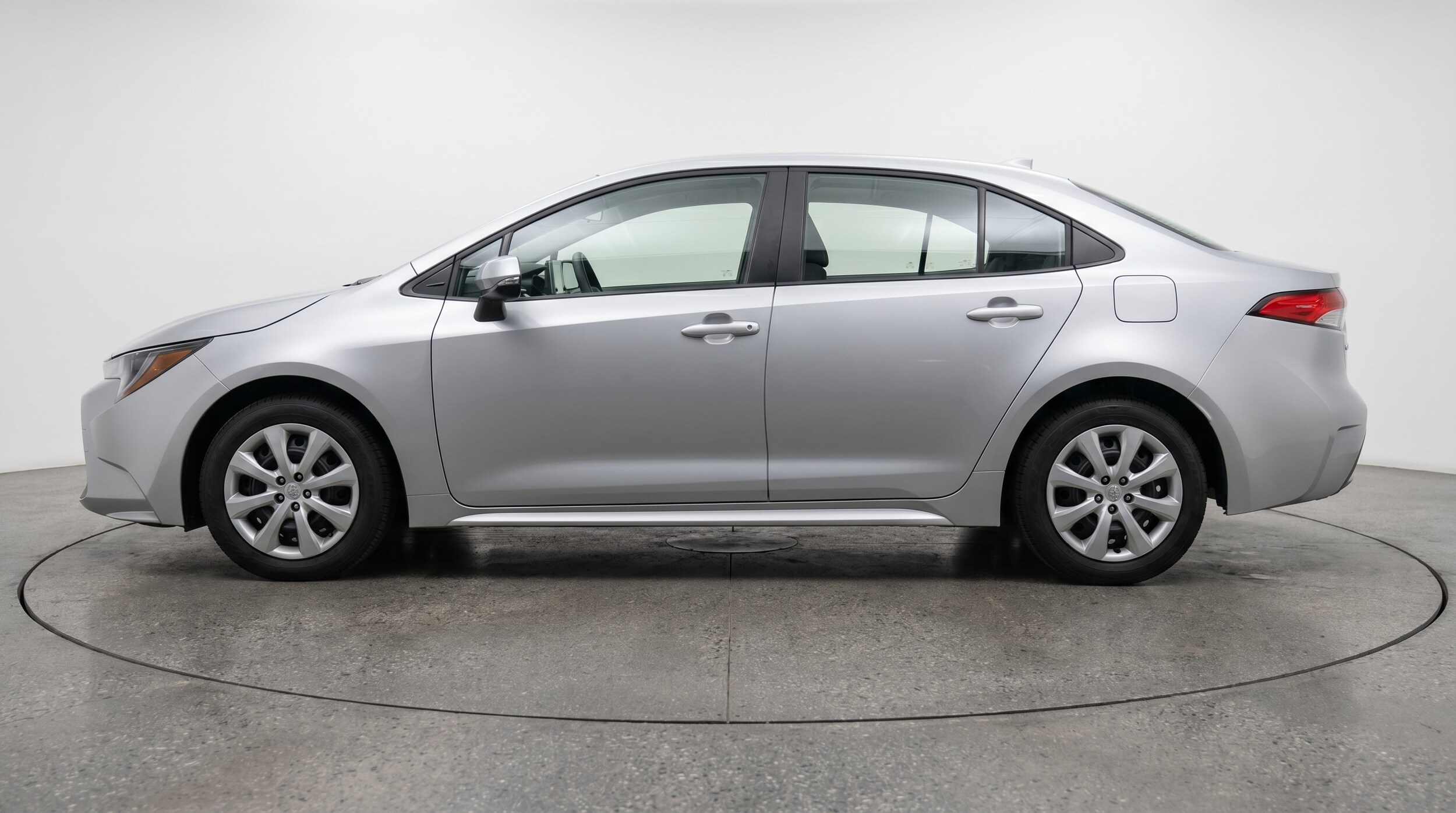 Thumbnail: 2025 Toyota Corolla - 4