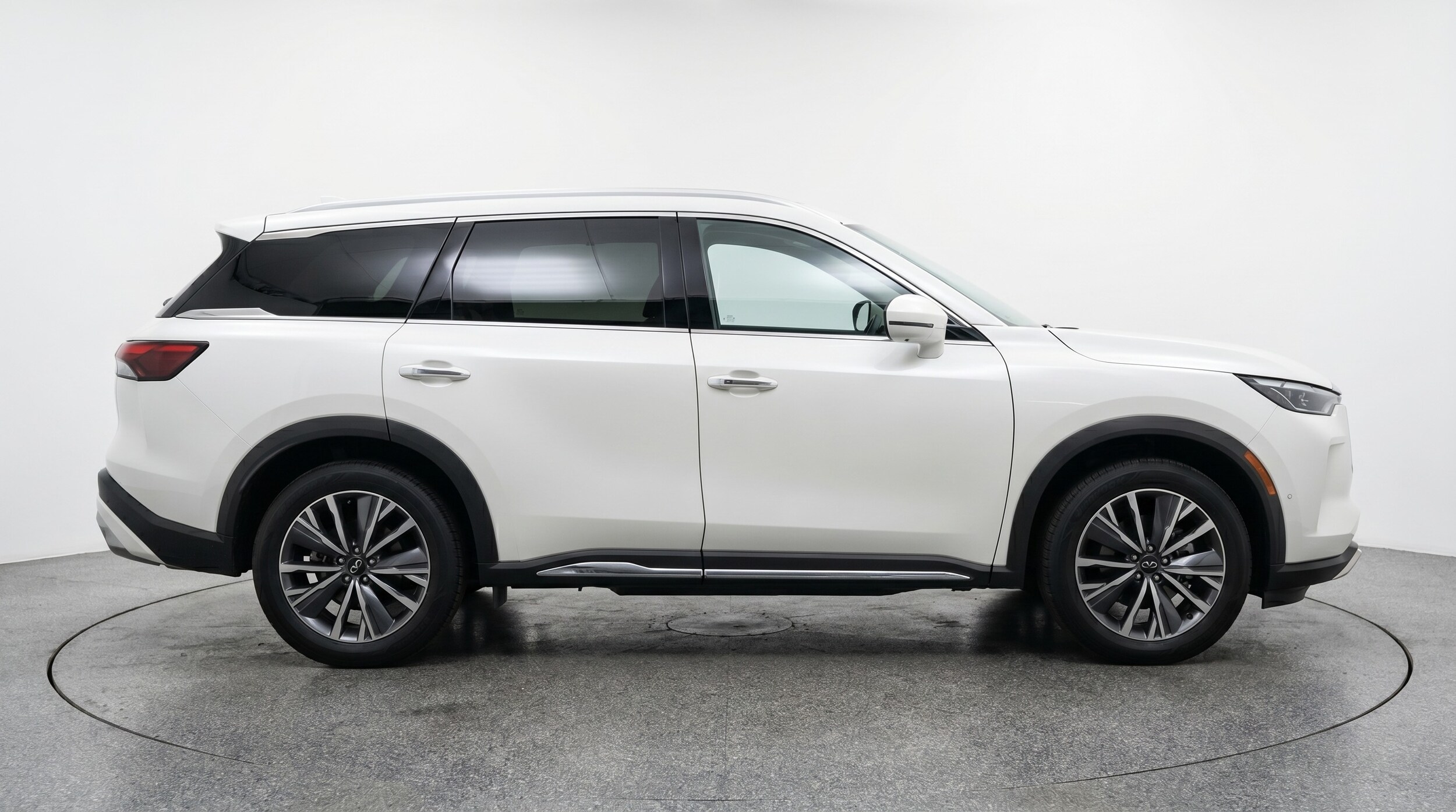 Thumbnail: 2026 INFINITI QX60 - 8
