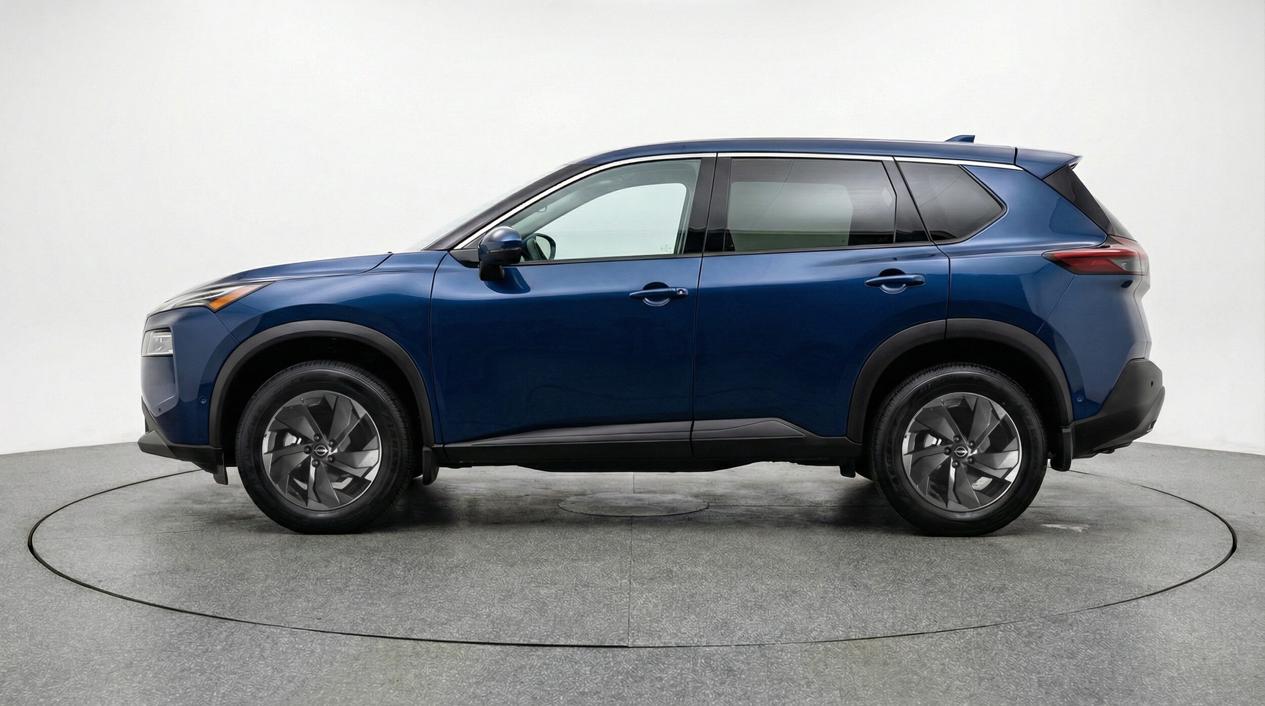 Thumbnail: 2025 Nissan Rogue - 4