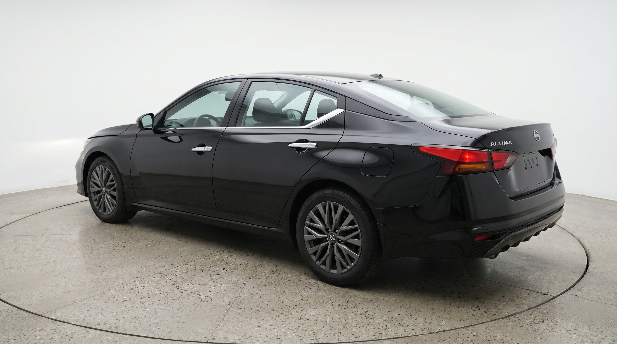 Thumbnail: 2025 Nissan Altima - 5