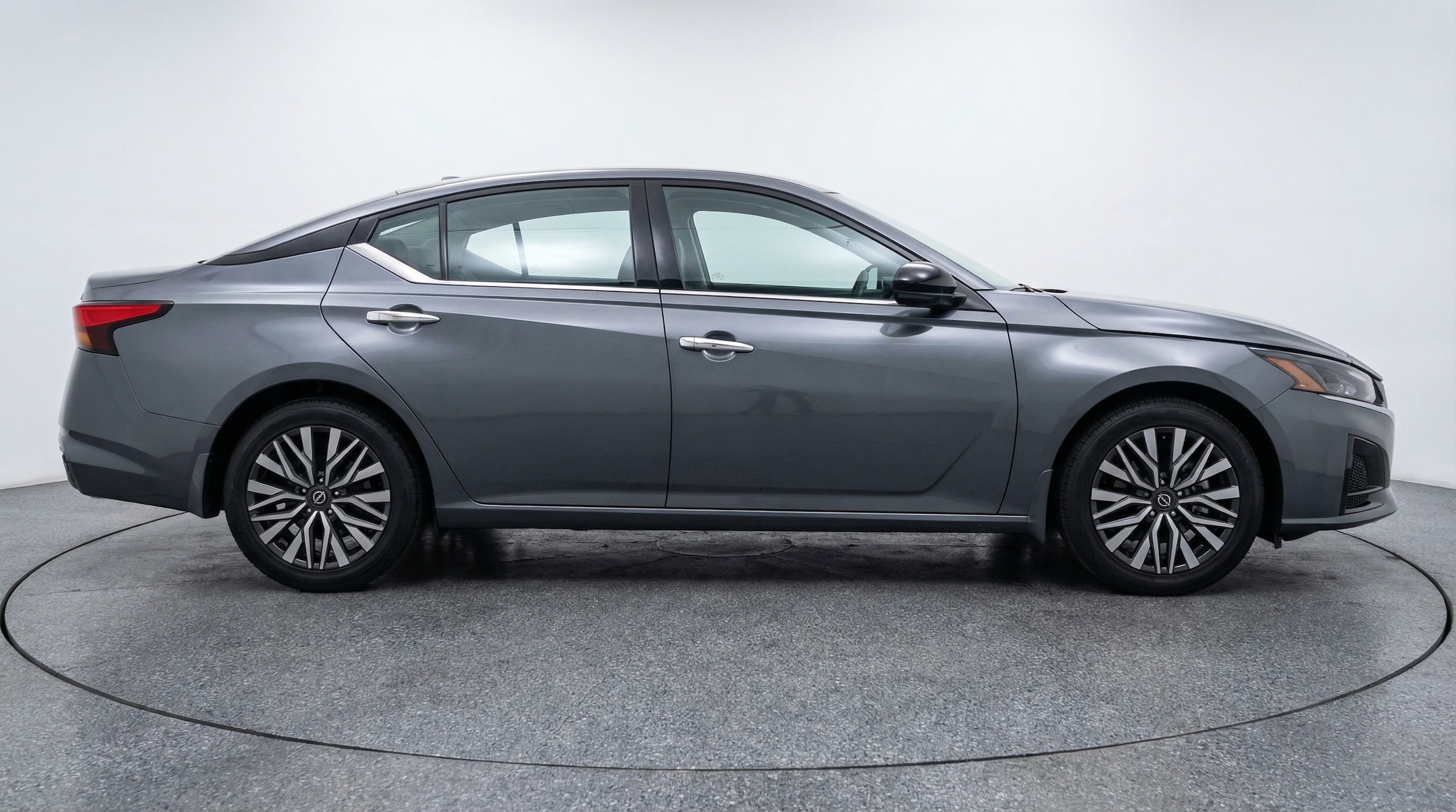 Thumbnail: 2025 Nissan Altima - 8