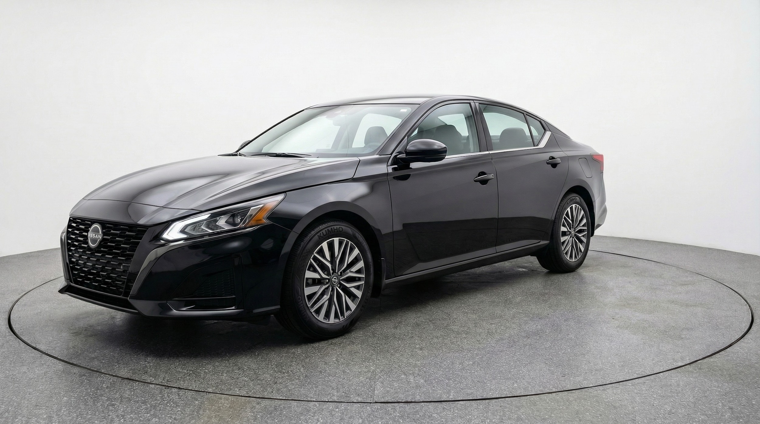Thumbnail: 2026 Nissan Altima - 3