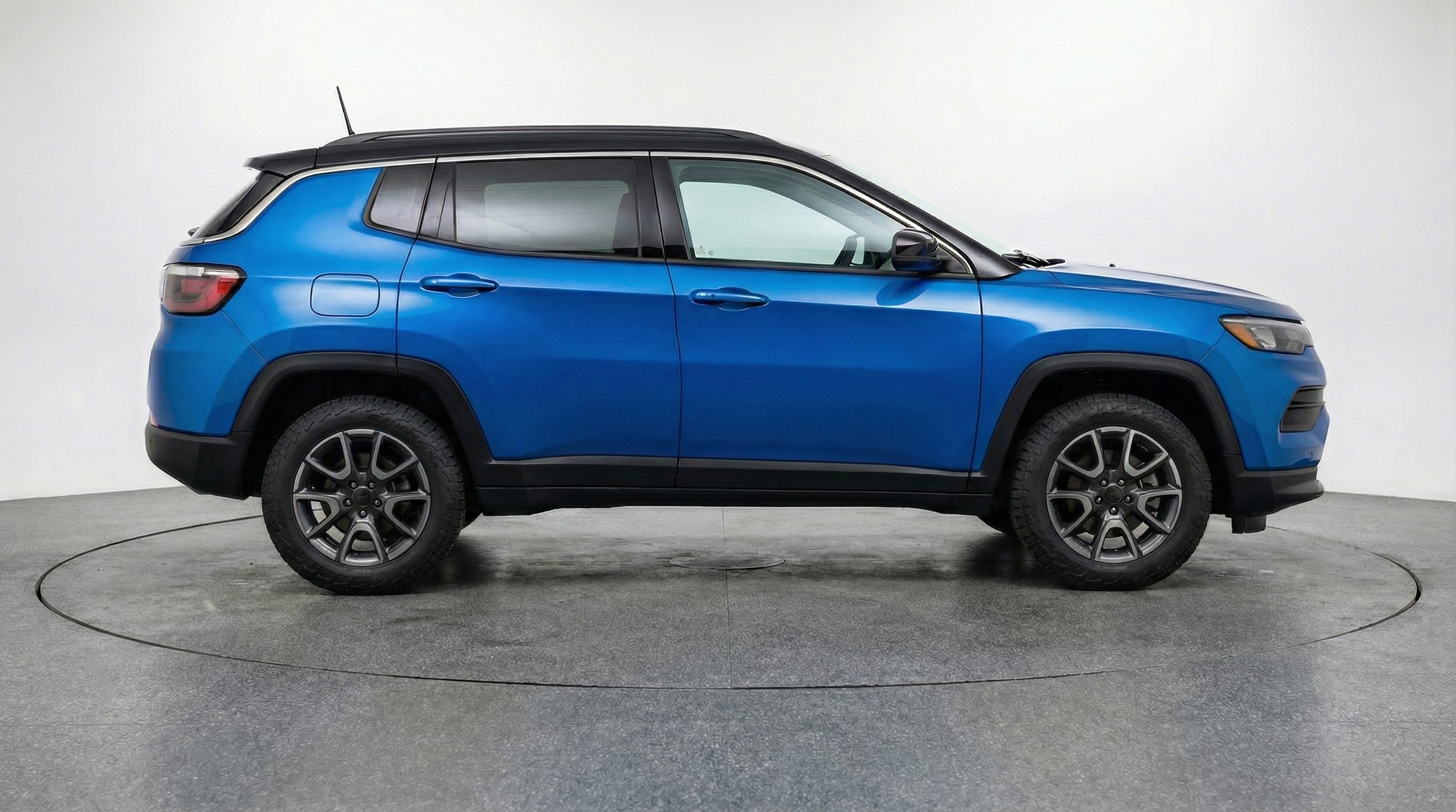 Thumbnail: 2025 Jeep Compass - 8