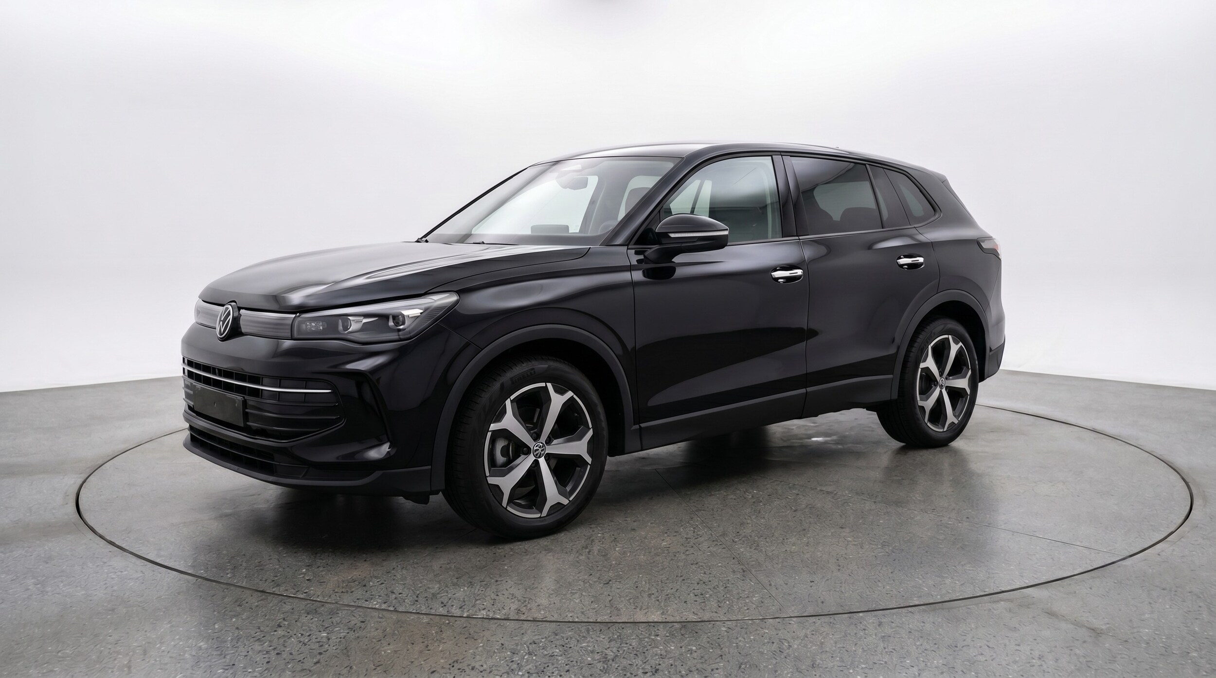 Thumbnail: 2026 Volkswagen Tiguan - 3