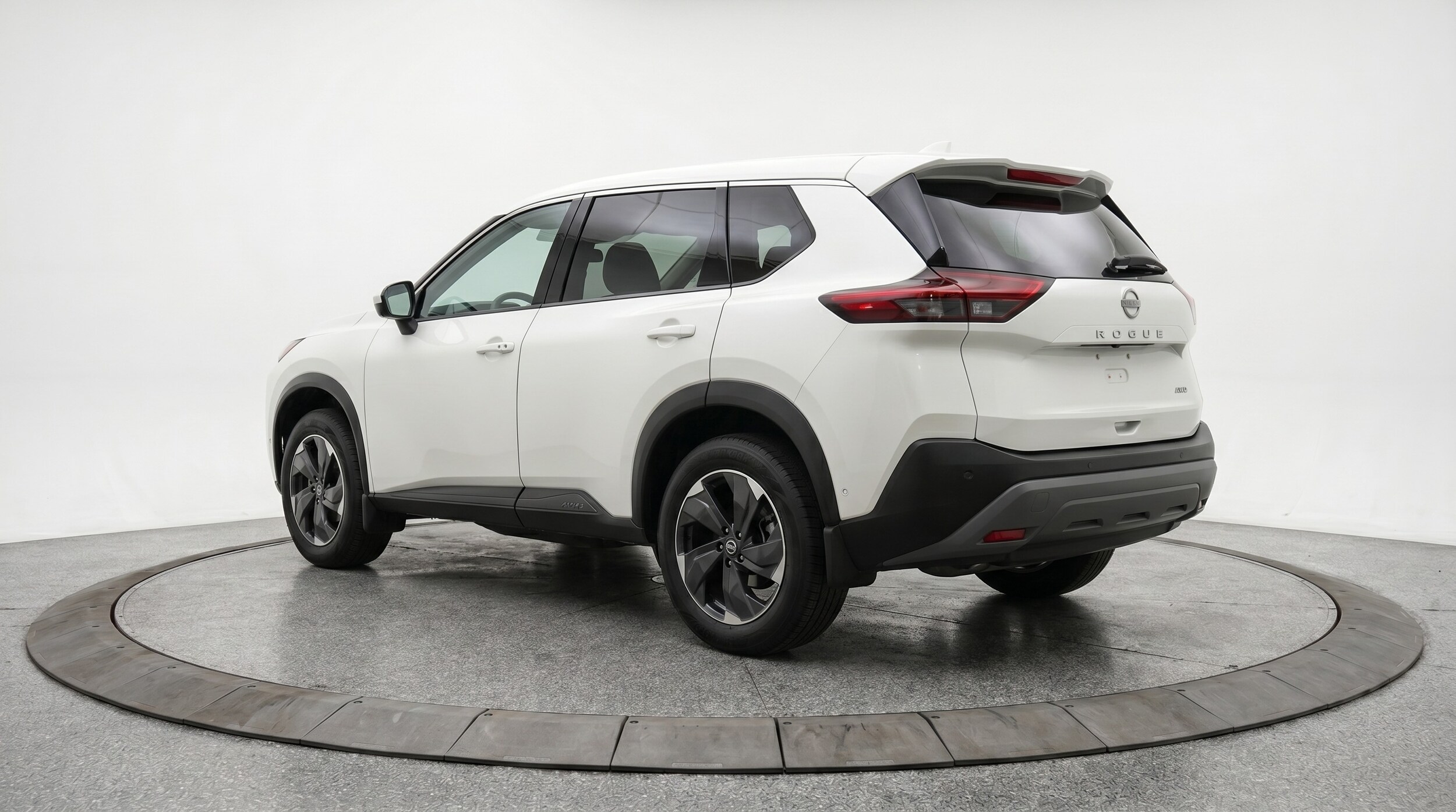Thumbnail: 2026 Nissan Rogue - 5