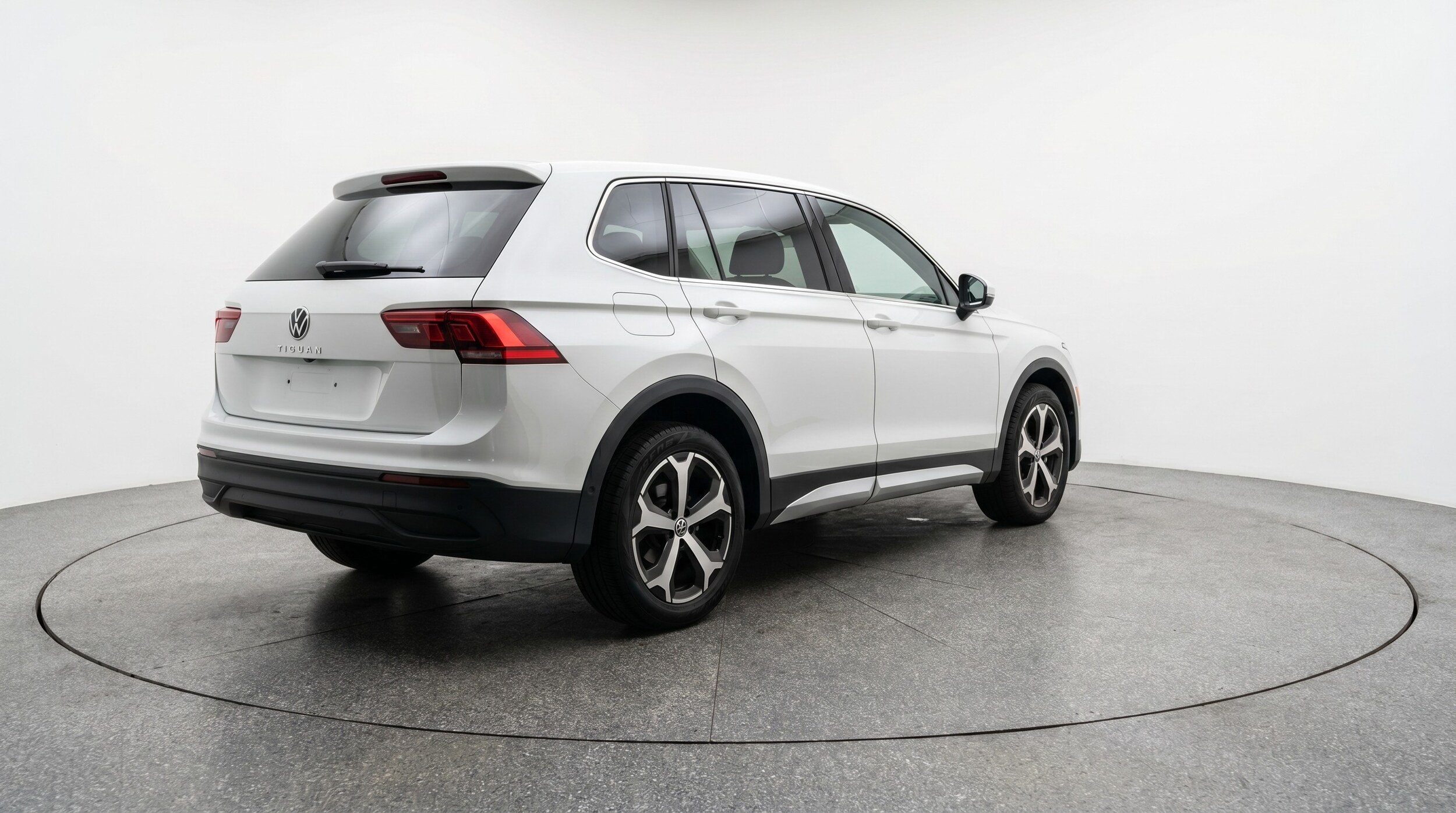 Thumbnail: 2026 Volkswagen Tiguan - 7