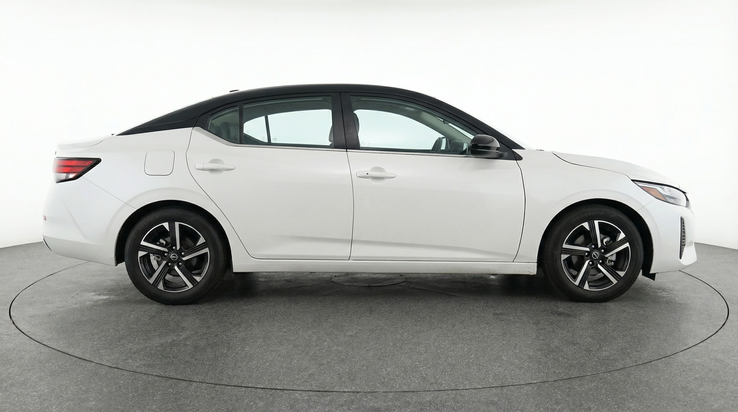 Thumbnail: 2025 Nissan Sentra - 8