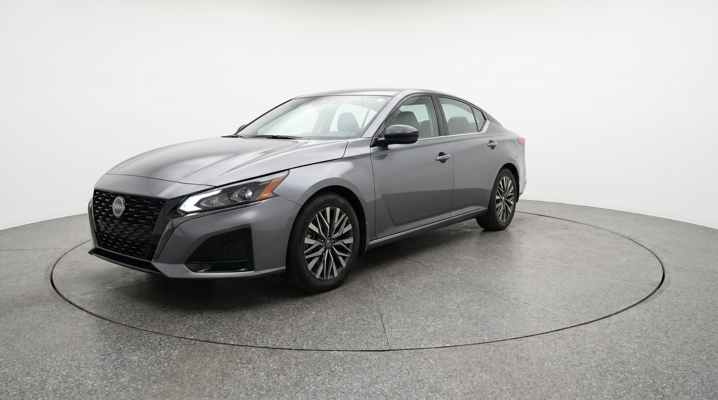 Thumbnail: 2025 Nissan Altima - 3