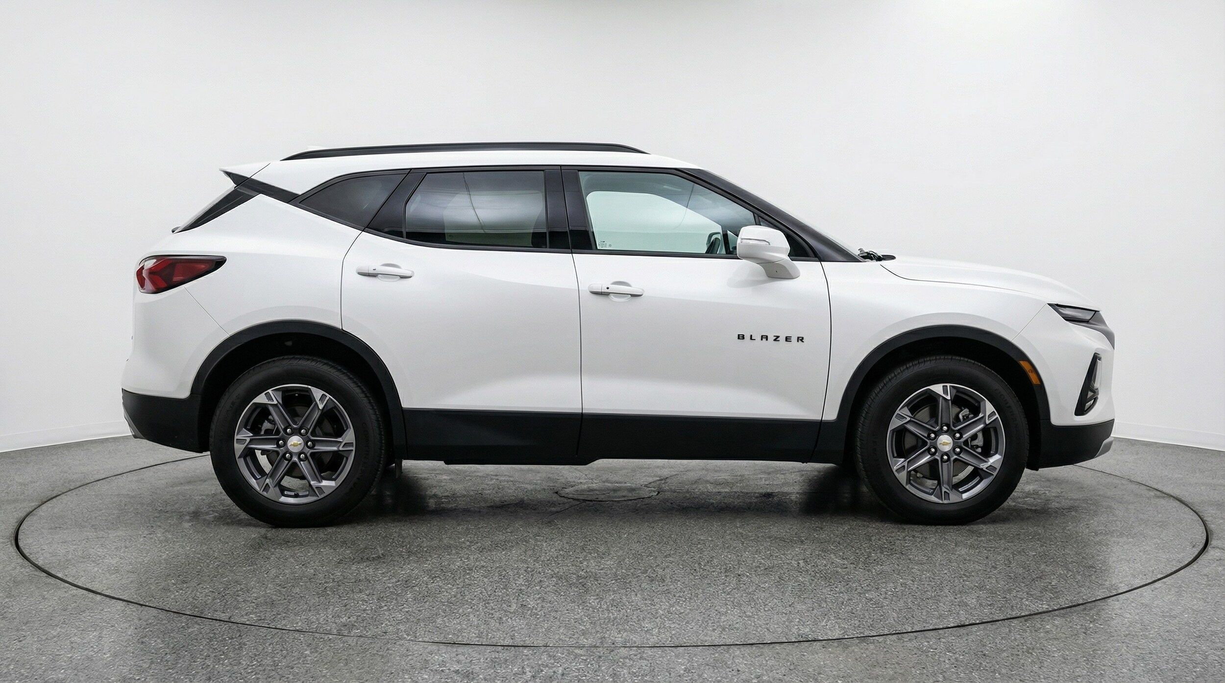 Thumbnail: 2025 Chevrolet Blazer - 8