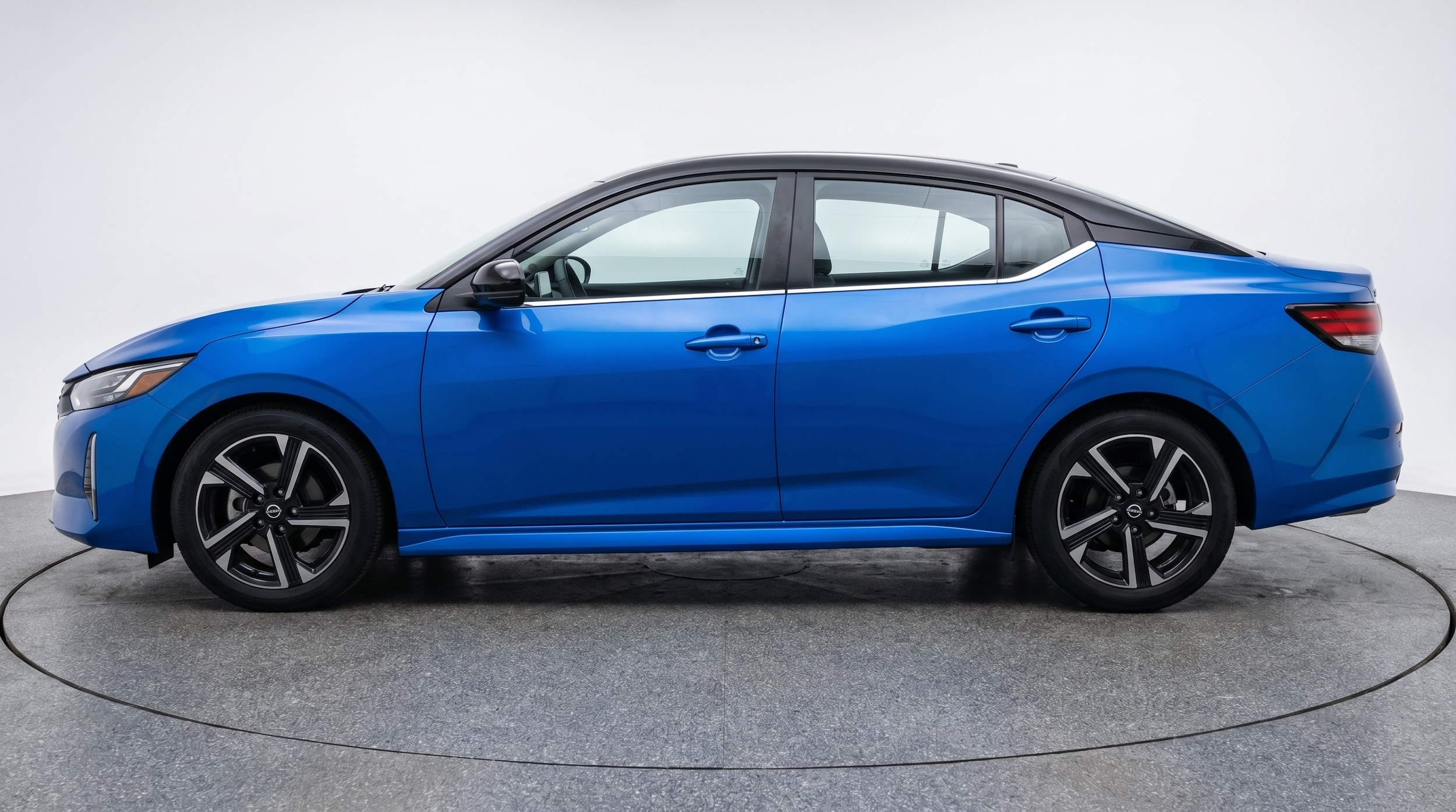 Thumbnail: 2025 Nissan Sentra - 4