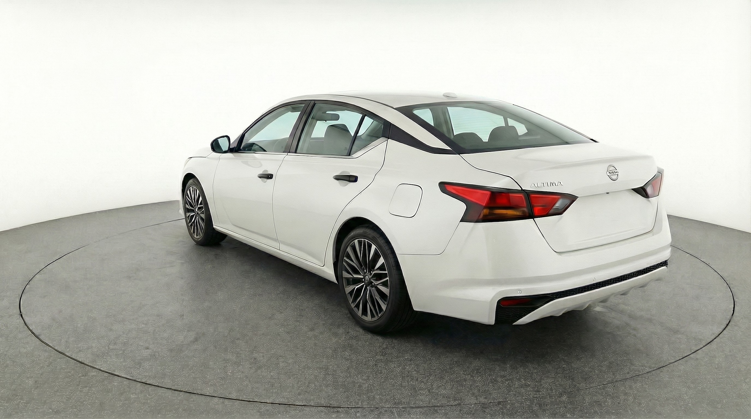 Thumbnail: 2025 Nissan Altima - 5