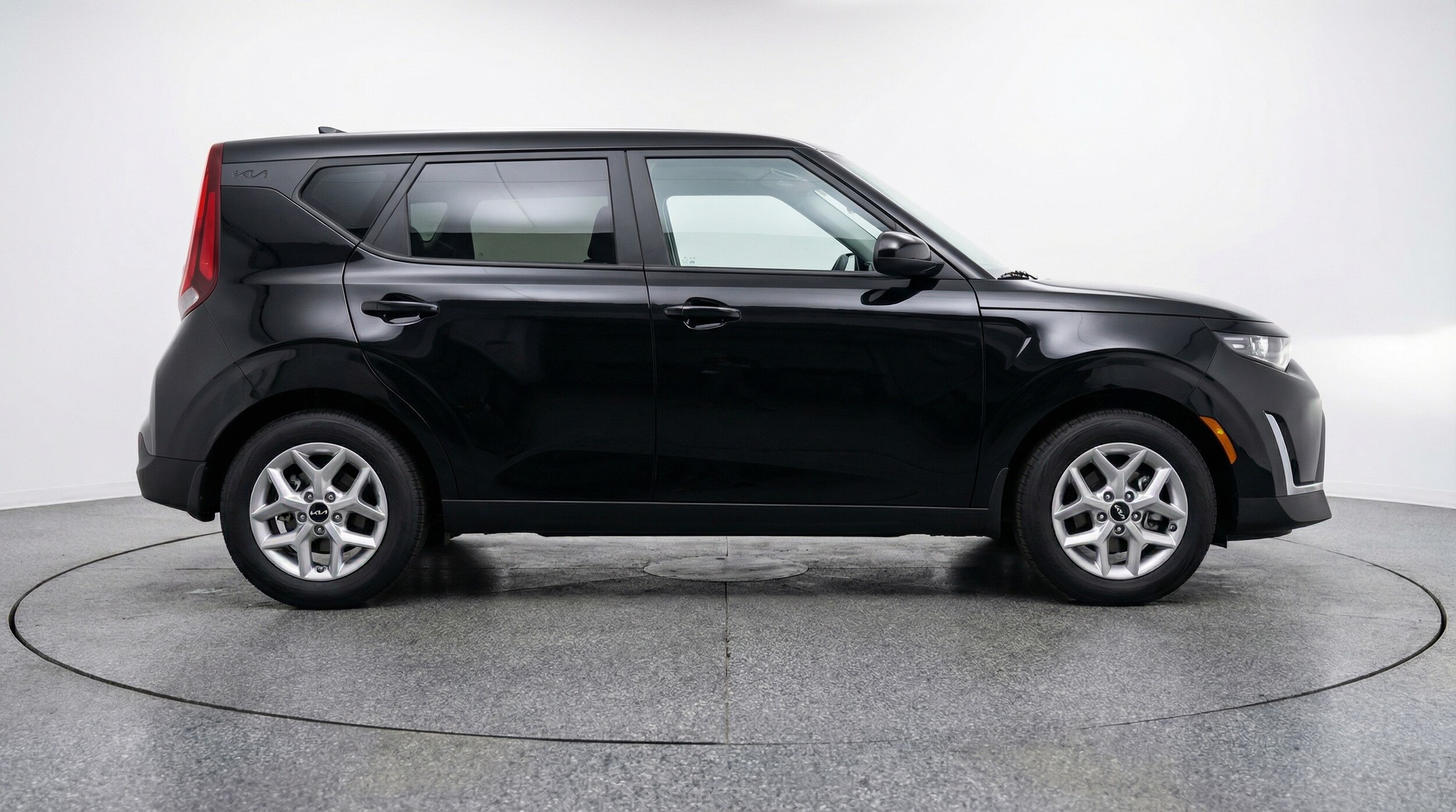 Thumbnail: 2025 Kia Soul - 8