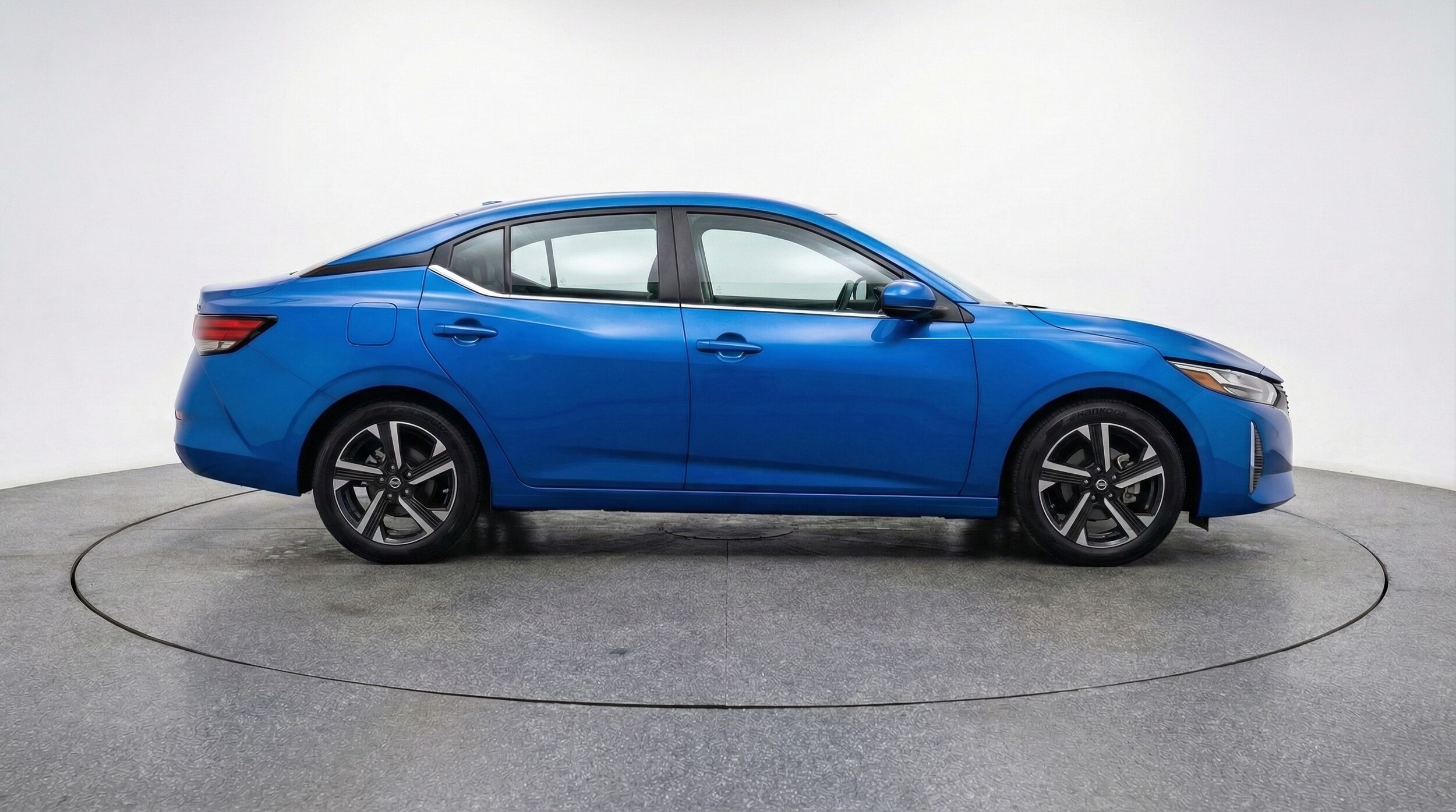 Thumbnail: 2025 Nissan Sentra - 8