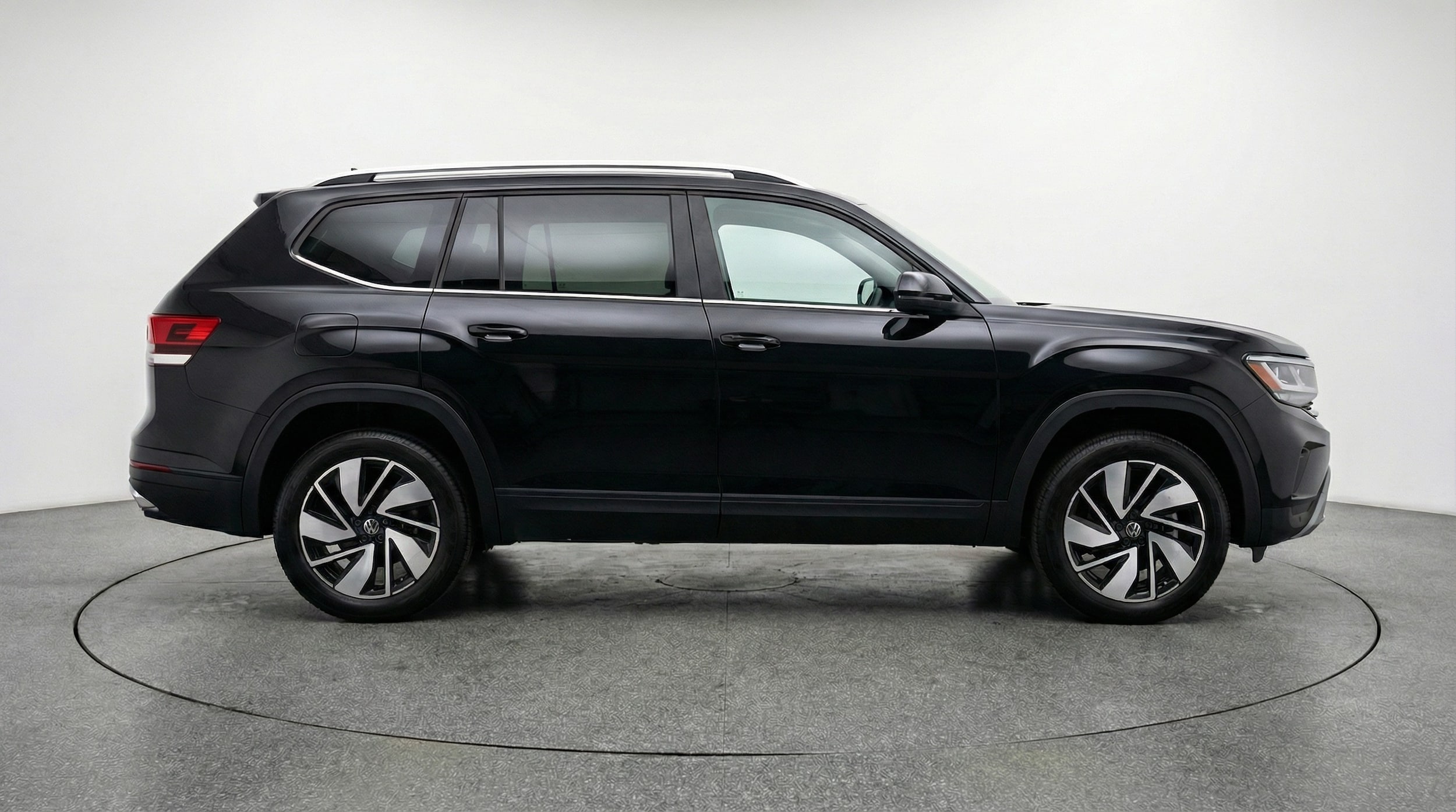 Thumbnail: 2026 Volkswagen Atlas - 8
