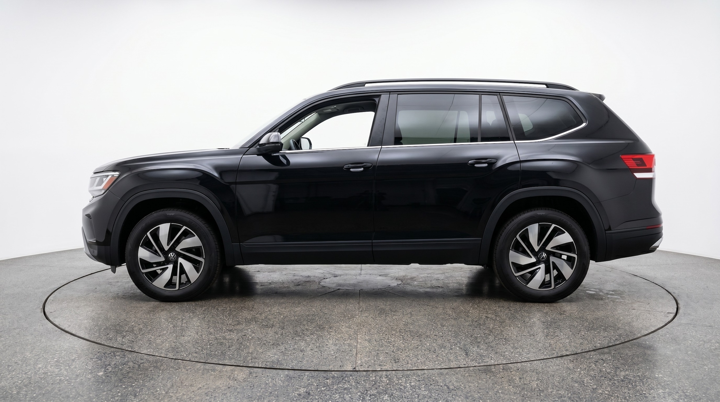 Thumbnail: 2026 Volkswagen Atlas - 4
