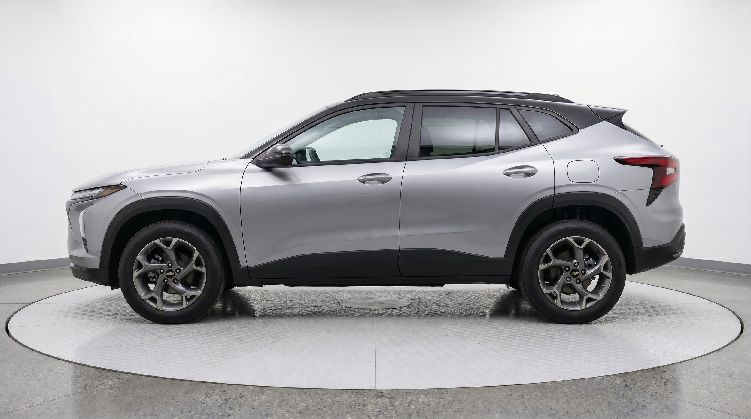 Thumbnail: 2025 Chevrolet Trax - 4