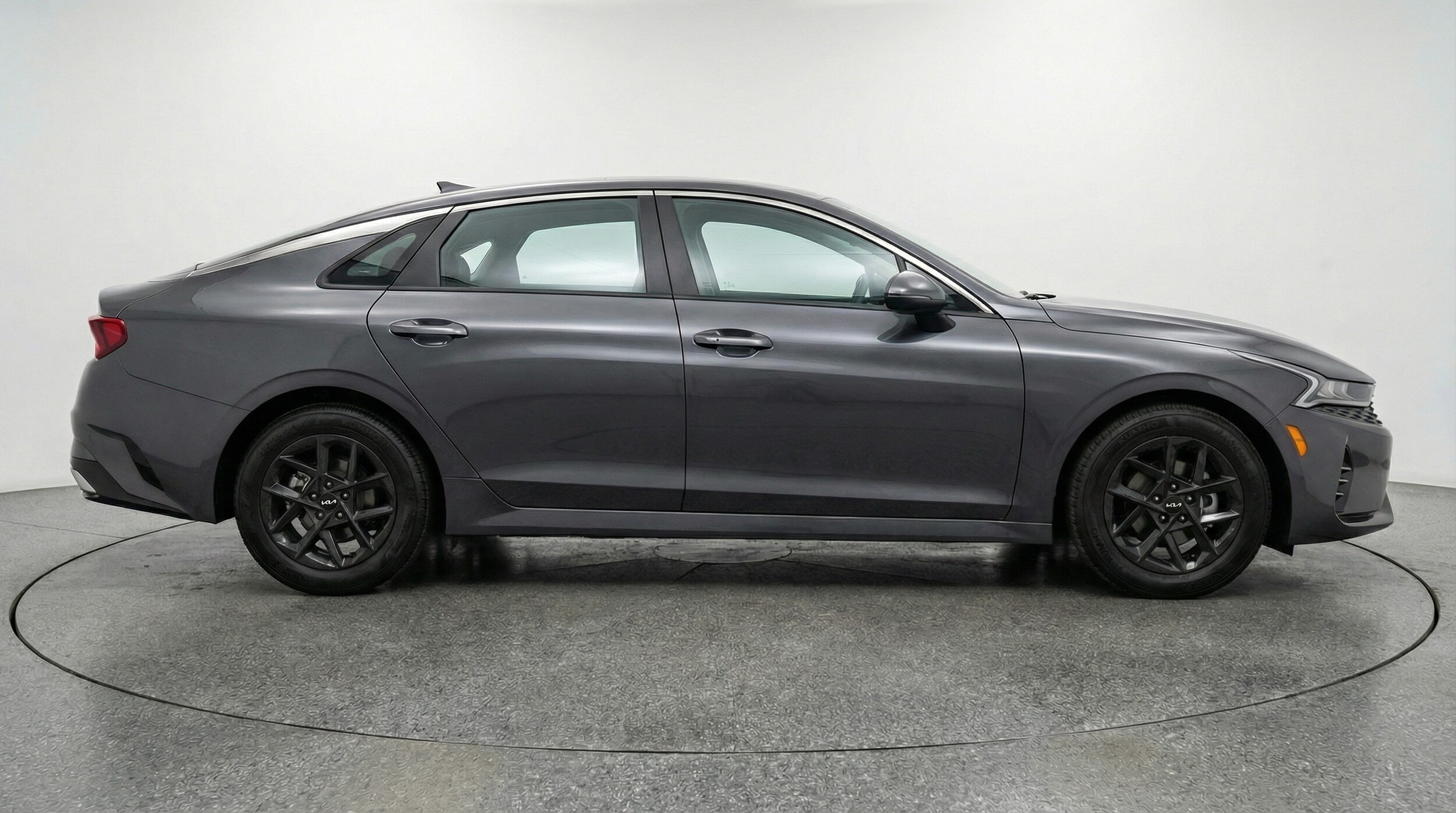 Thumbnail: 2025 Kia K5 - 8