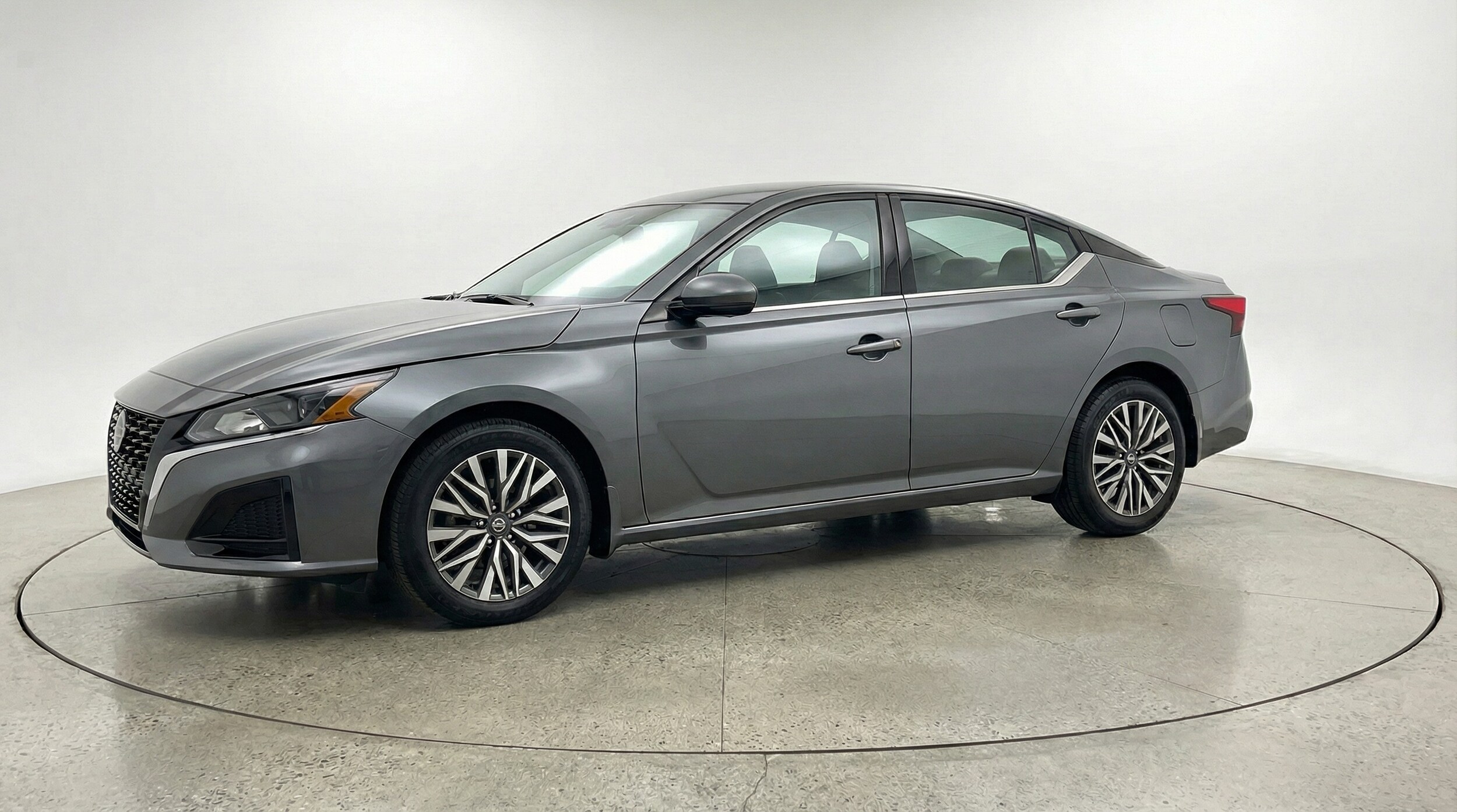 Thumbnail: 2025 Nissan Altima - 3