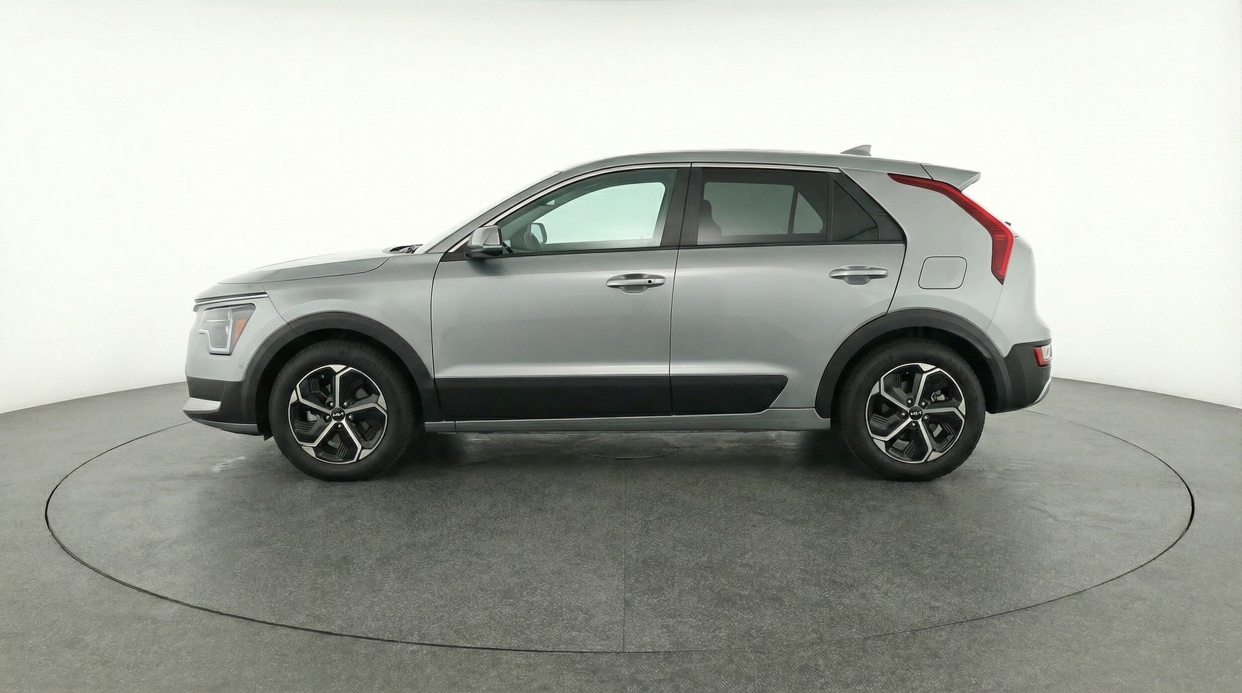 Thumbnail: 2026 Kia Niro - 4