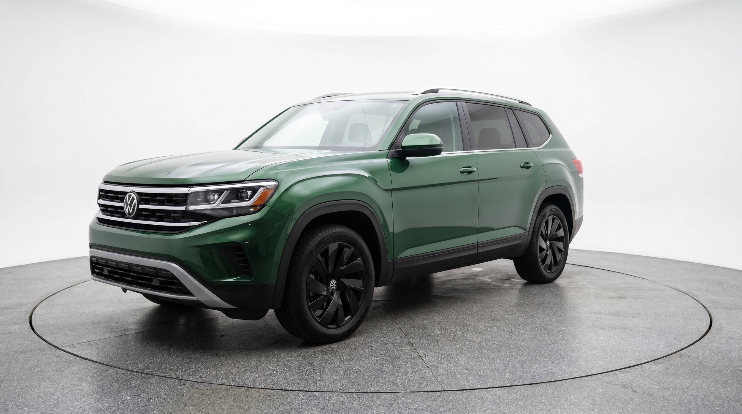 Thumbnail: 2026 Volkswagen Atlas - 3