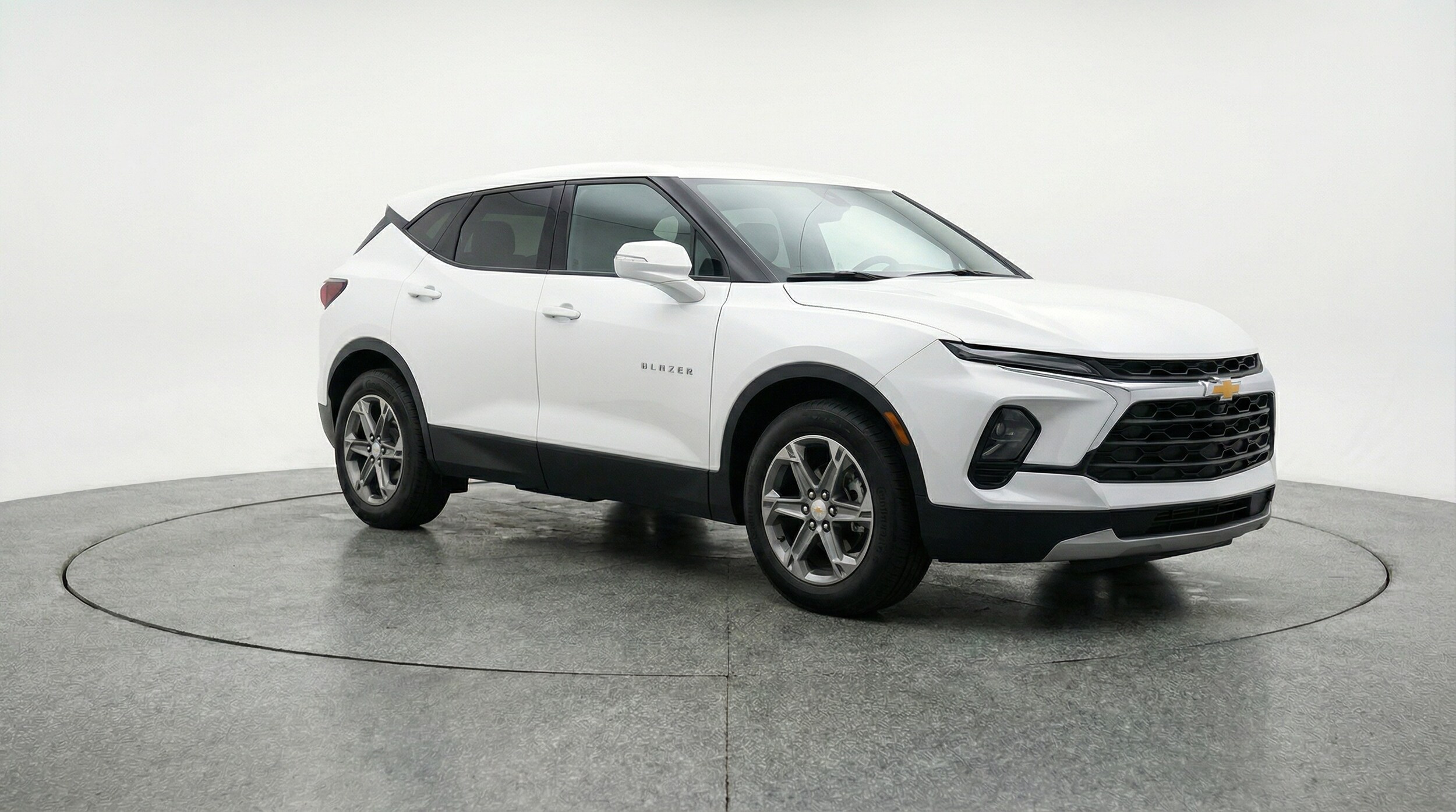 Thumbnail: 2025 Chevrolet Blazer - 1