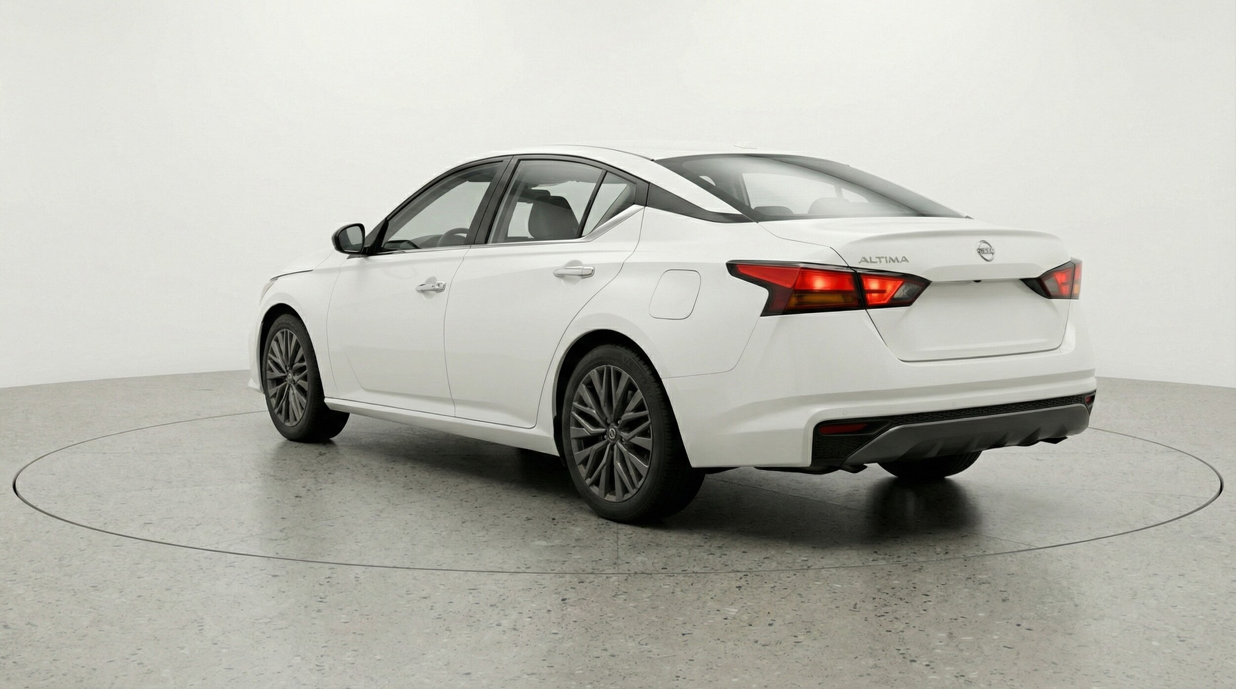 Thumbnail: 2025 Nissan Altima - 5