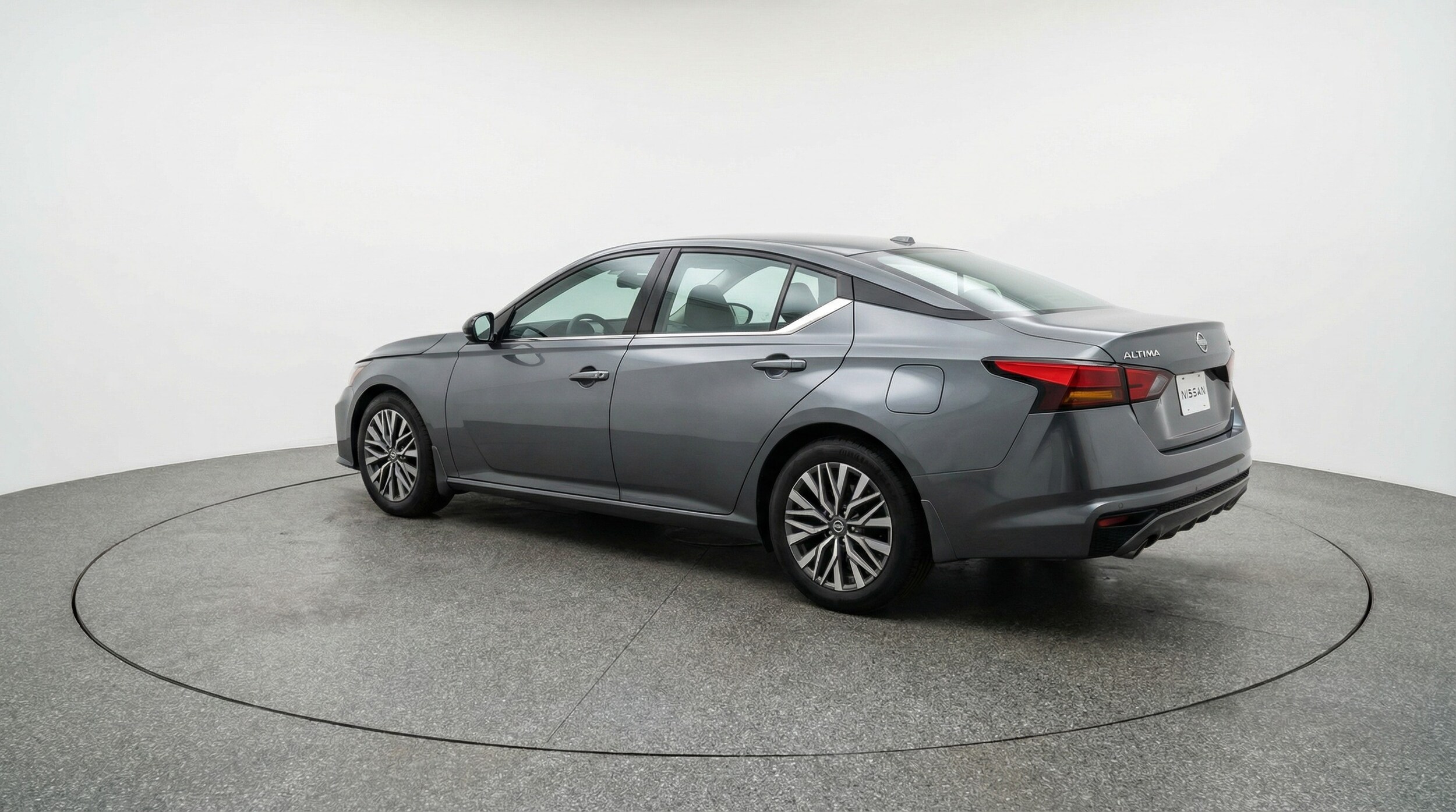 Thumbnail: 2025 Nissan Altima - 5