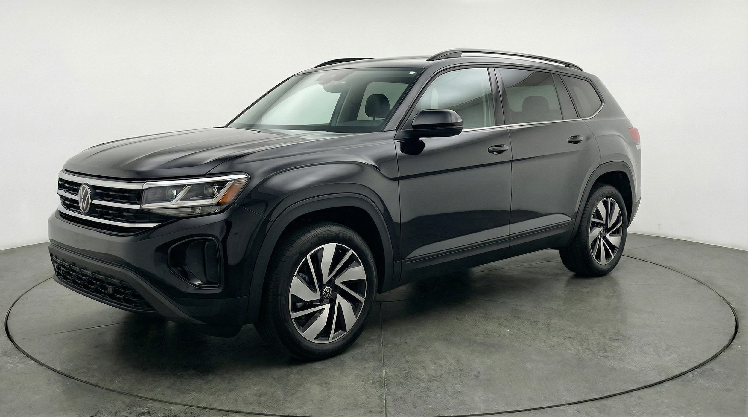 Thumbnail: 2026 Volkswagen Atlas - 3