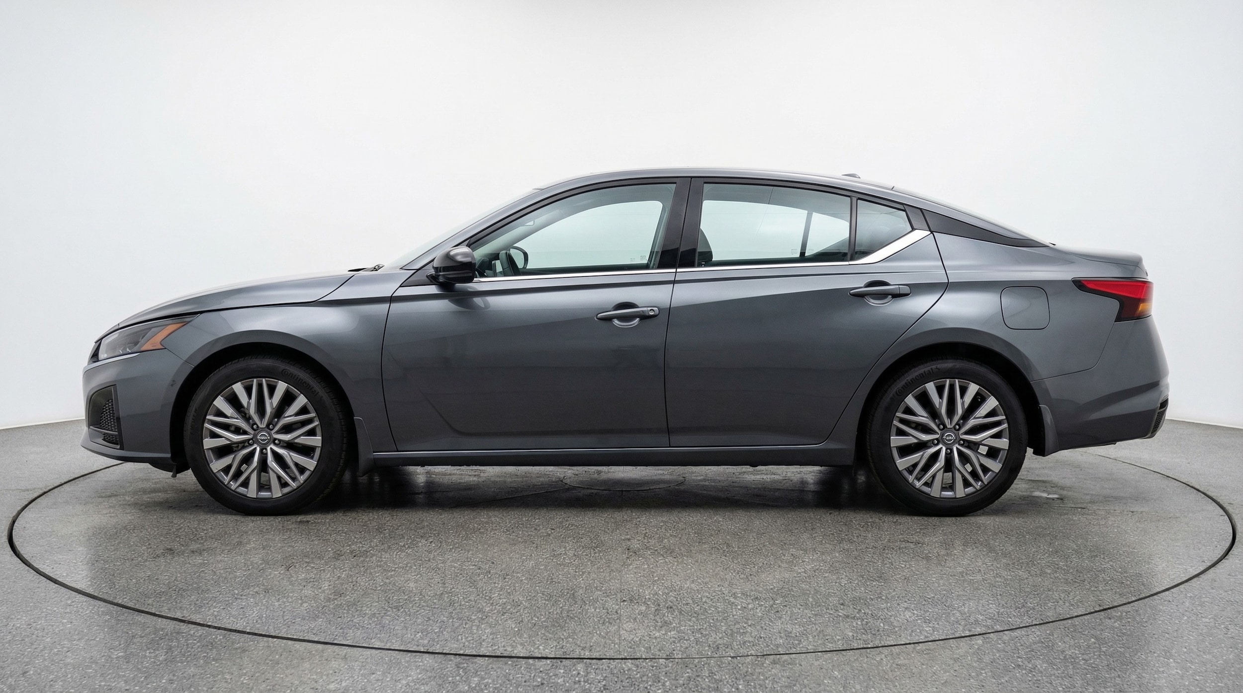 Thumbnail: 2025 Nissan Altima - 4