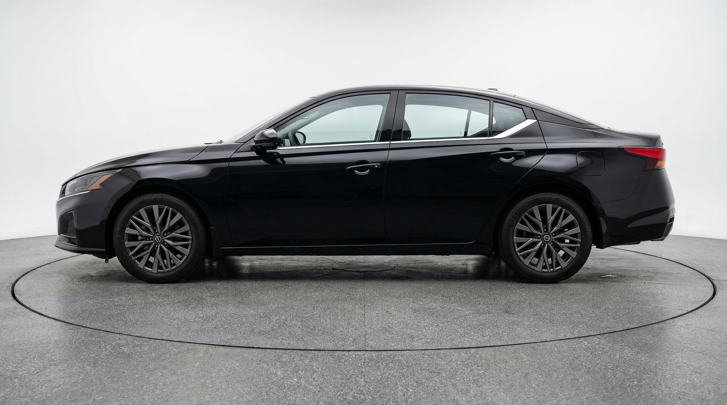 Thumbnail: 2026 Nissan Altima - 4