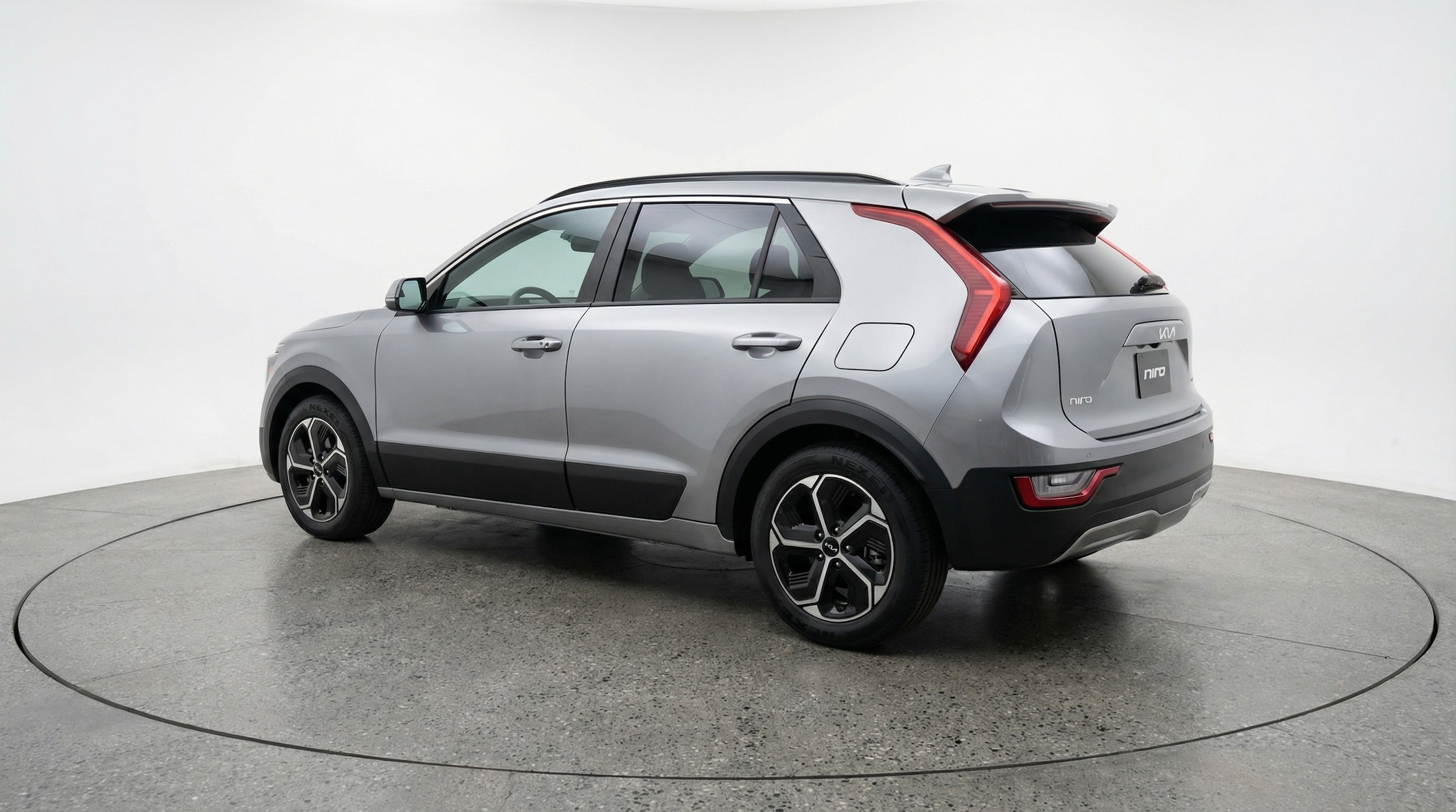 Thumbnail: 2026 Kia Niro - 5